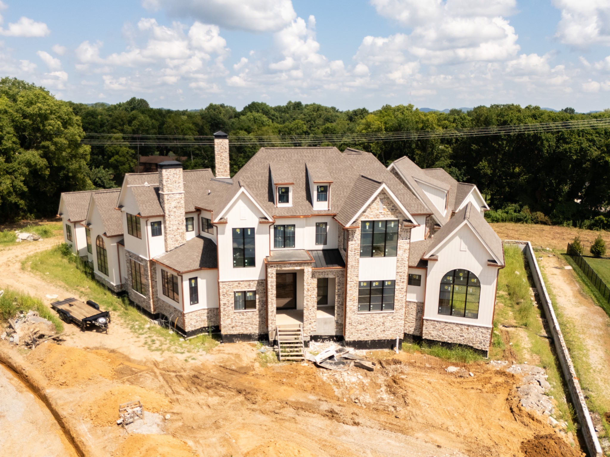 8102 Turning Point Dr