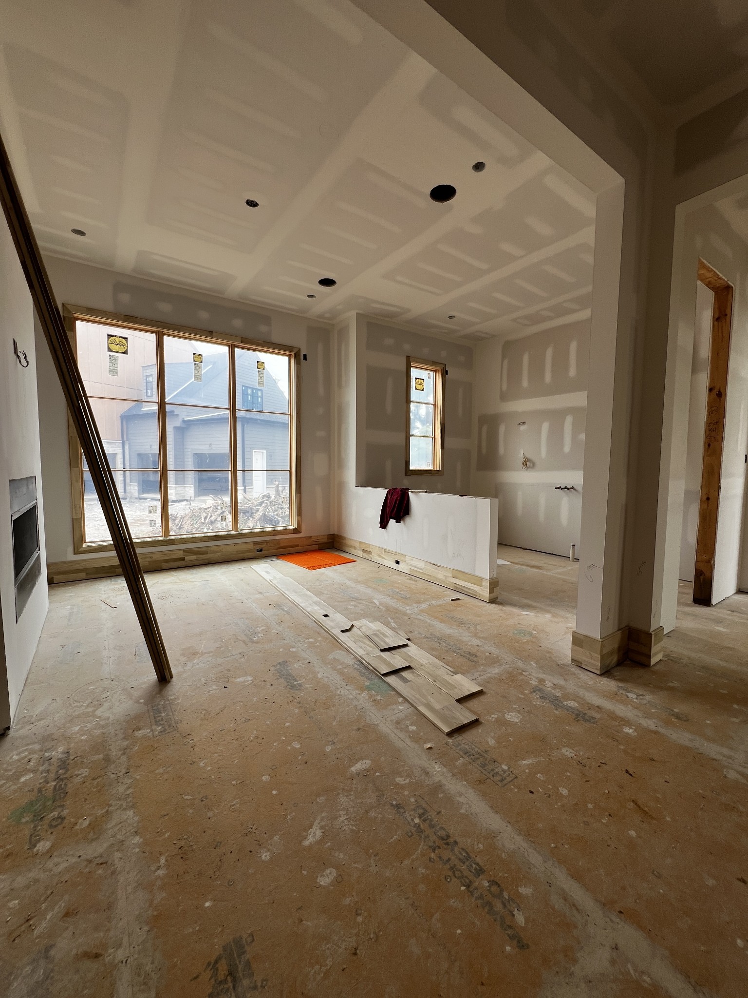 8102 Turning Point Dr