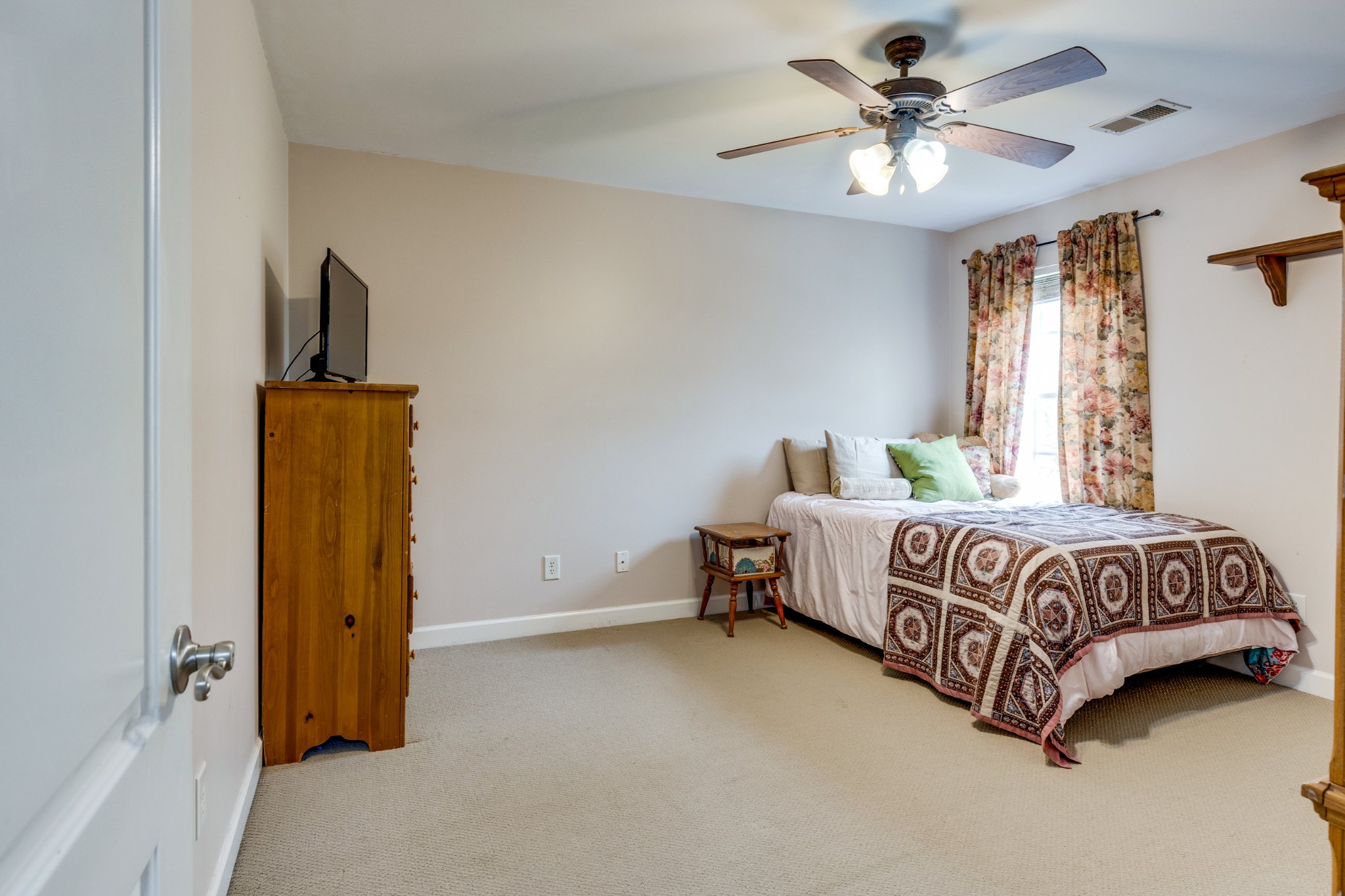 4000 Coble Rd