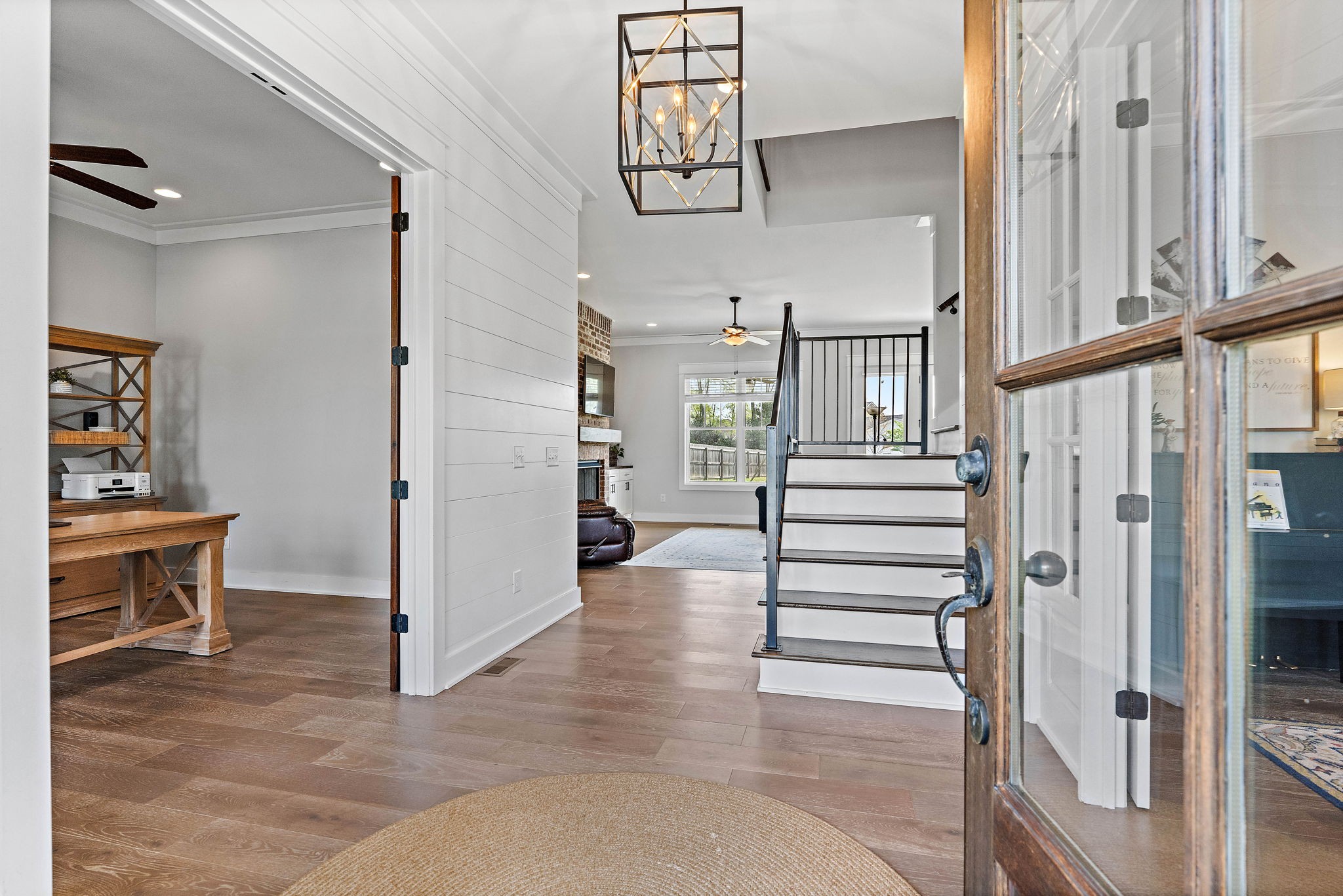 1211 Bayview Dr