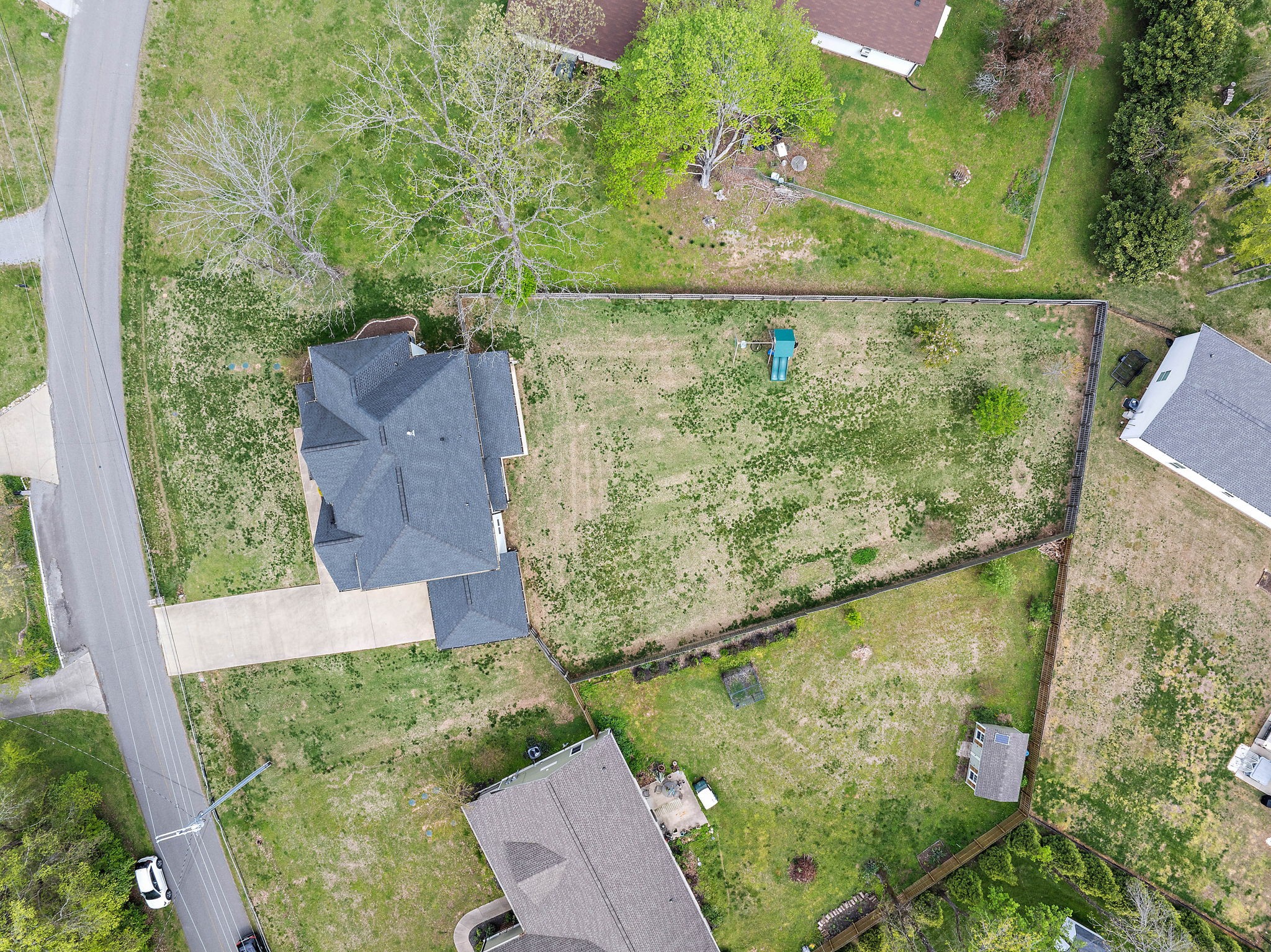 1211 Bayview Dr