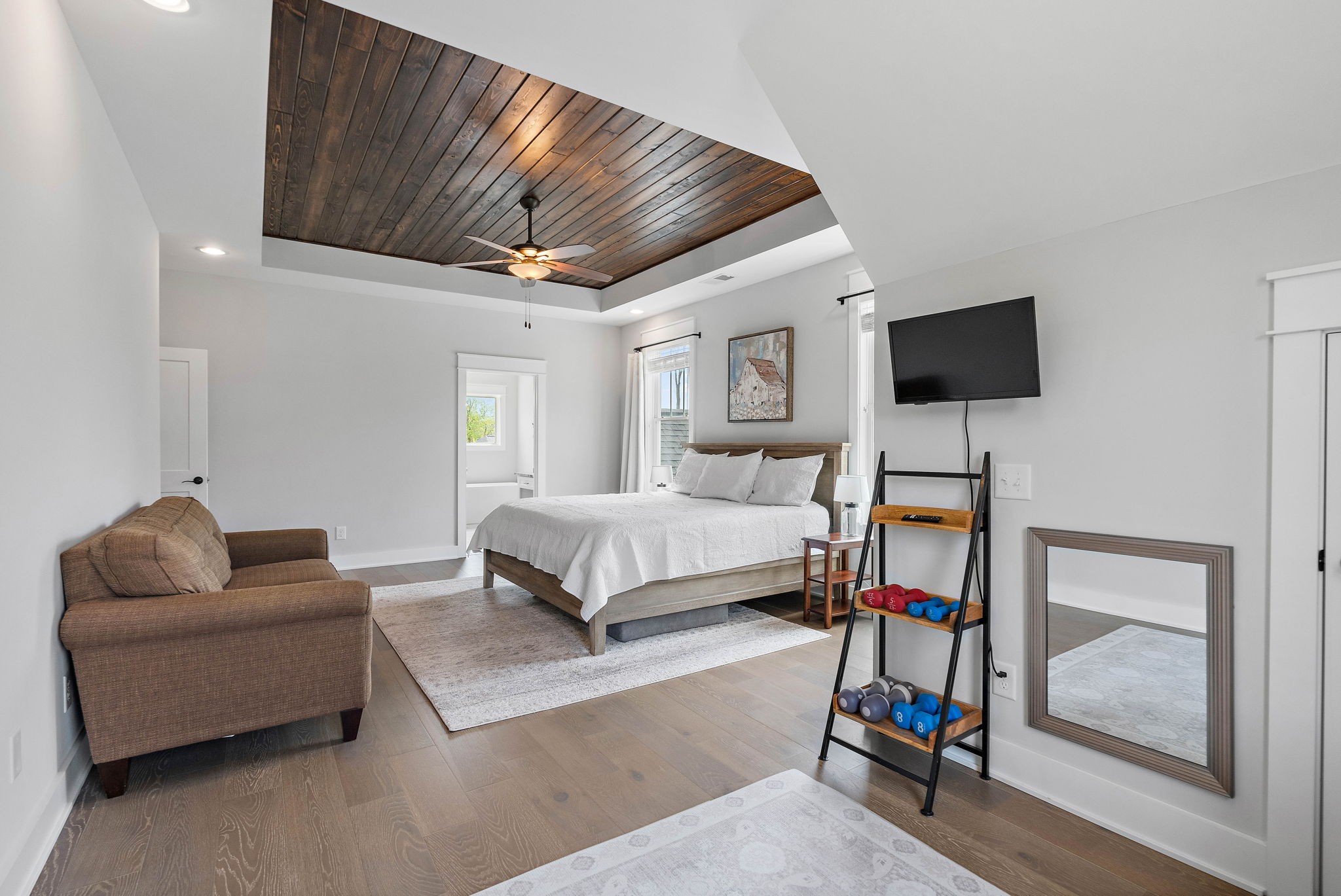1211 Bayview Dr