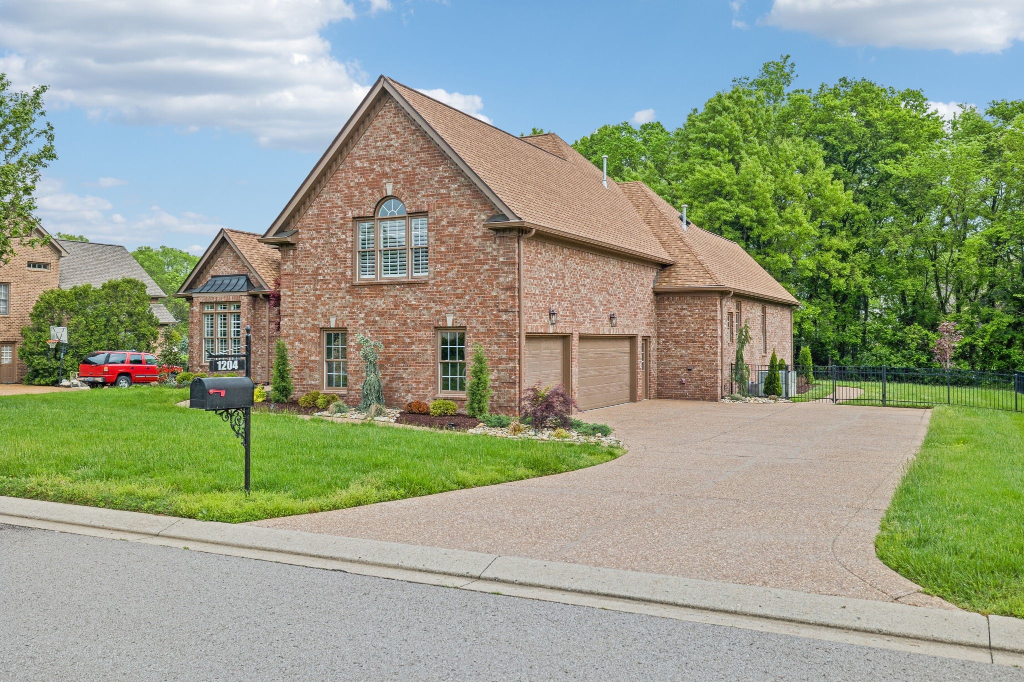 1204 Old Spring Trail