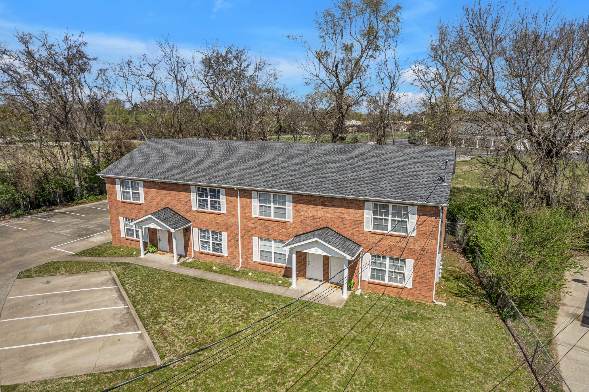 1511 Center Pointe Dr