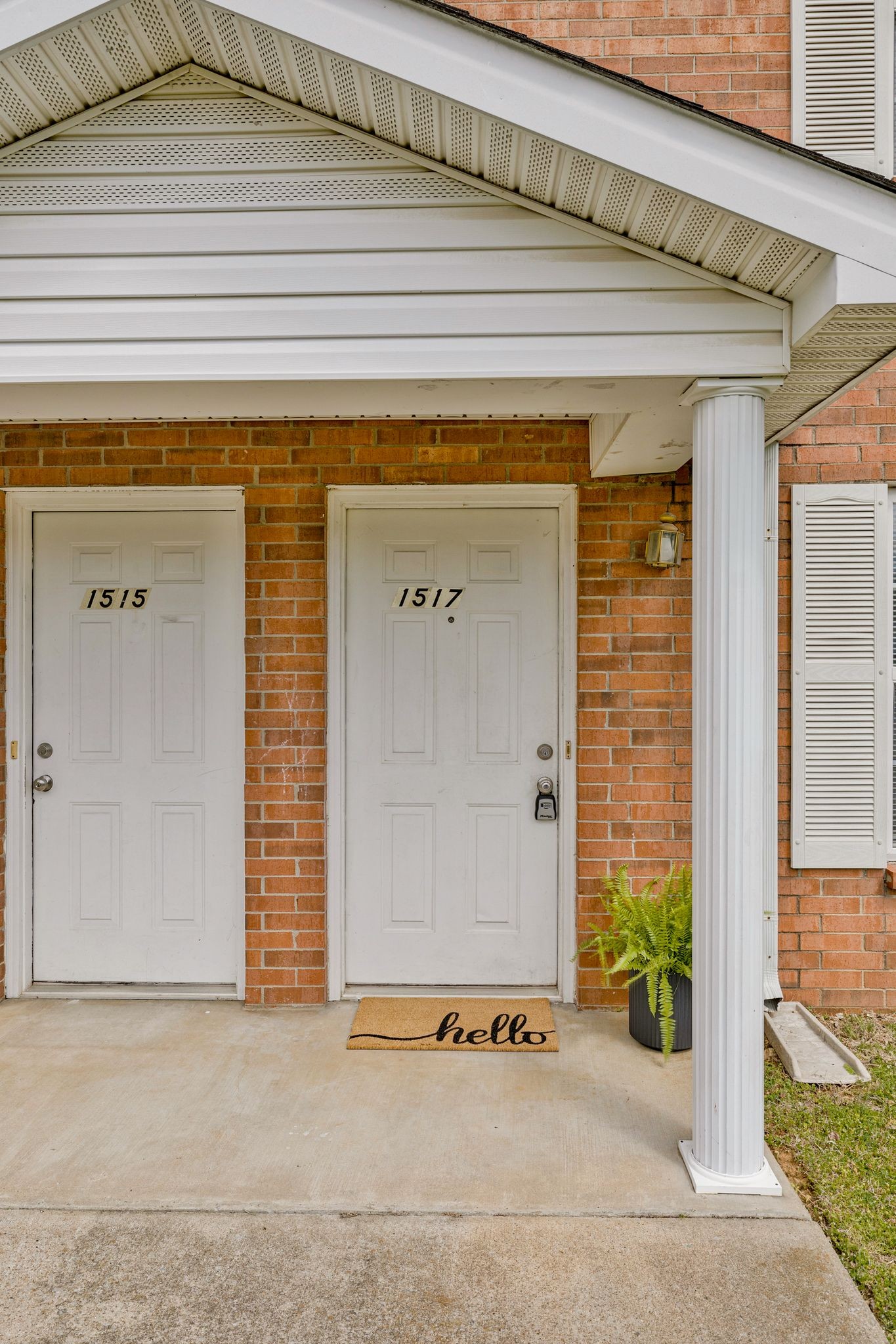 1517 Center Pointe Dr