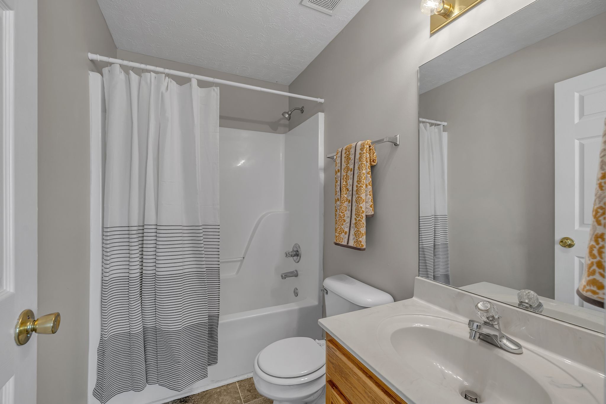 1515 Center Pointe Dr