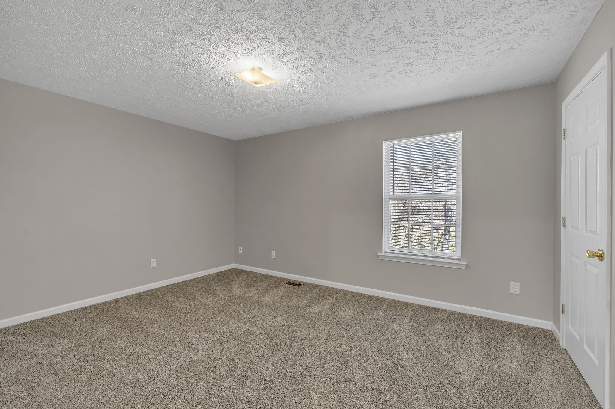 1515 Center Pointe Dr
