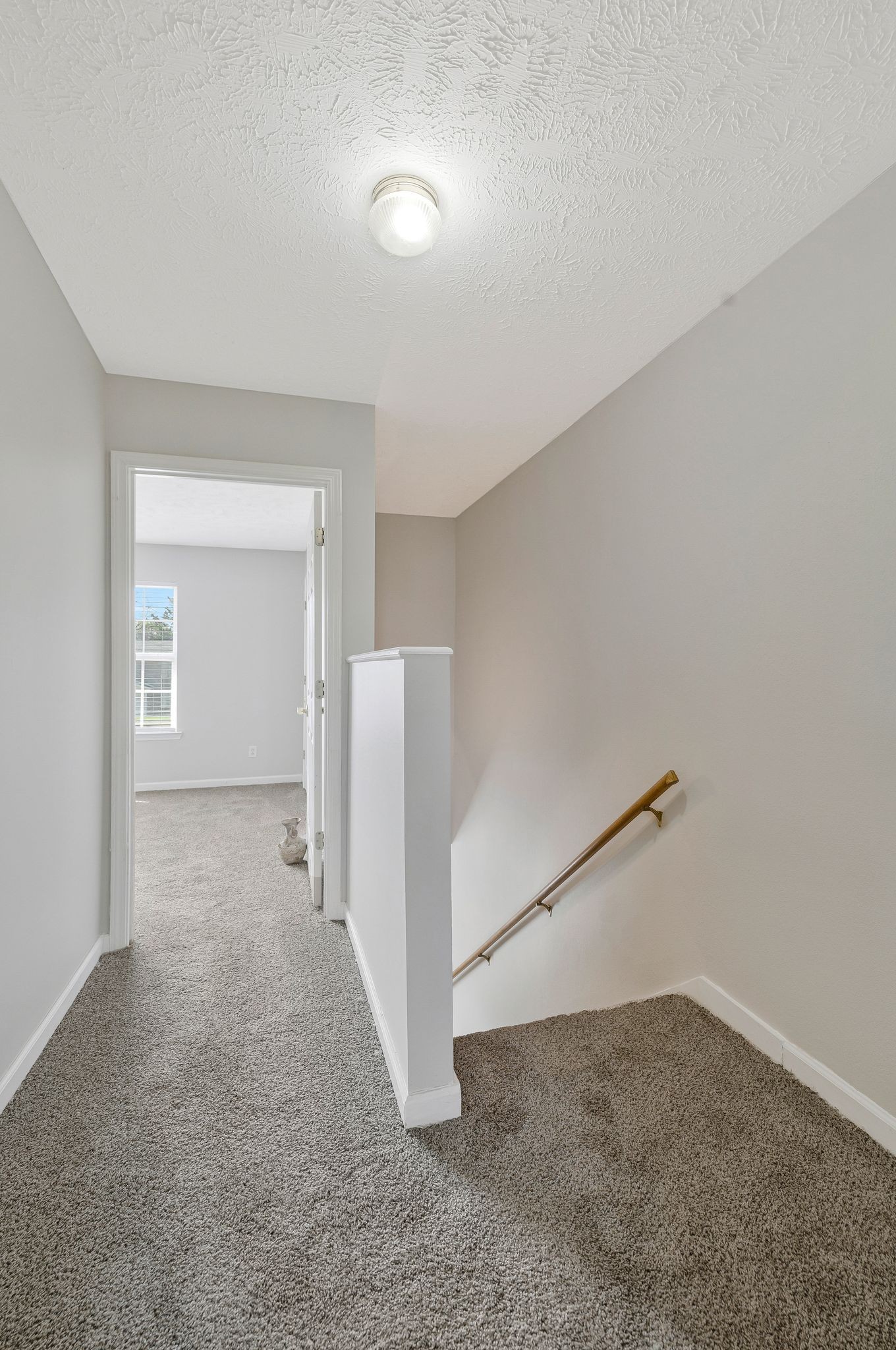 1513 Center Pointe Dr