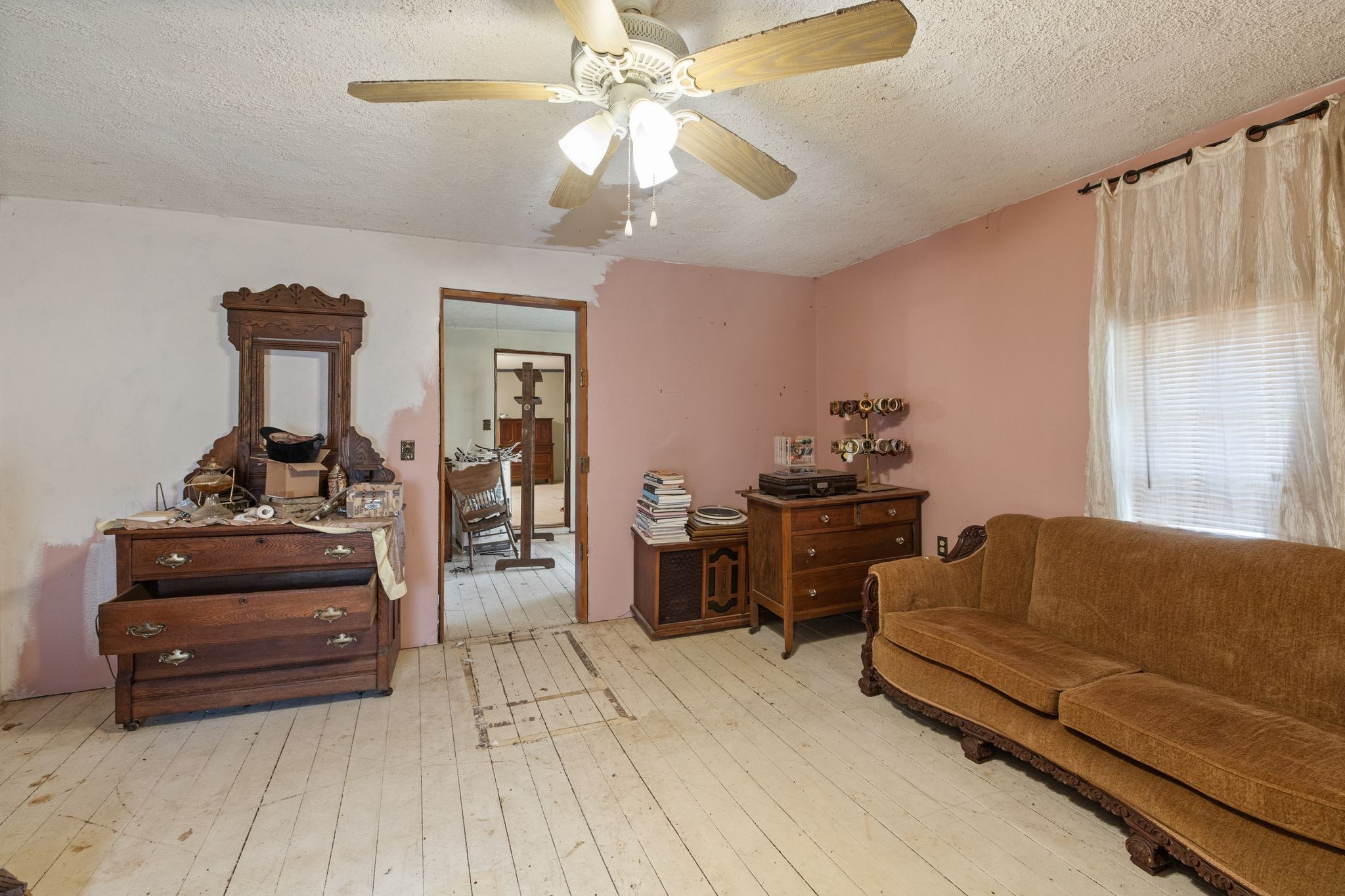 2203 Stones River Rd
