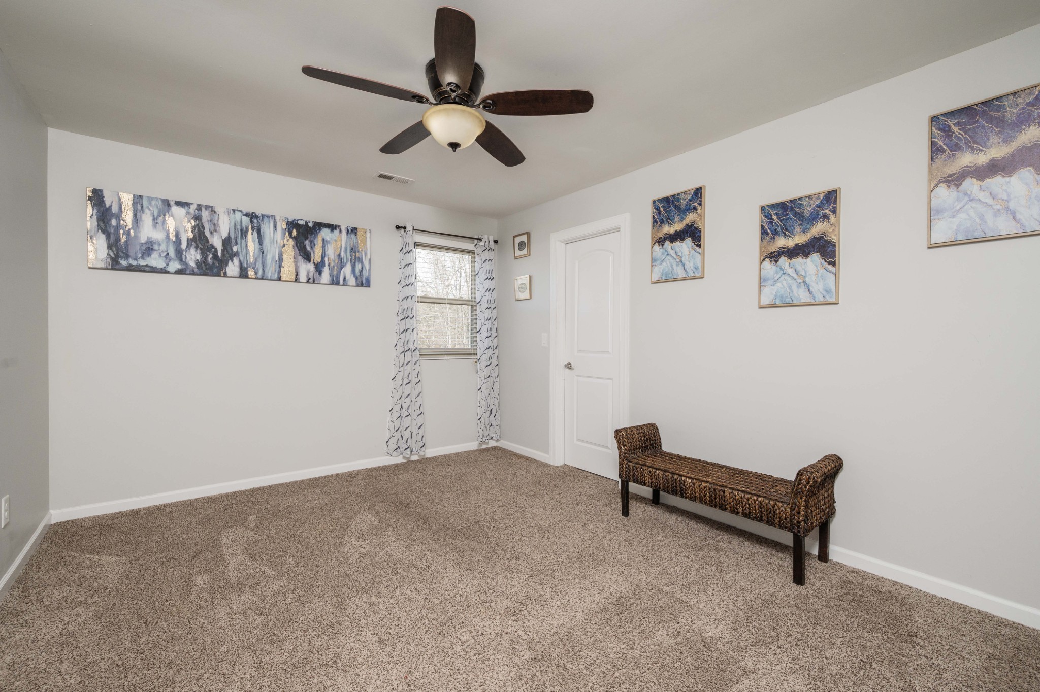 5422 Stonewood Dr
