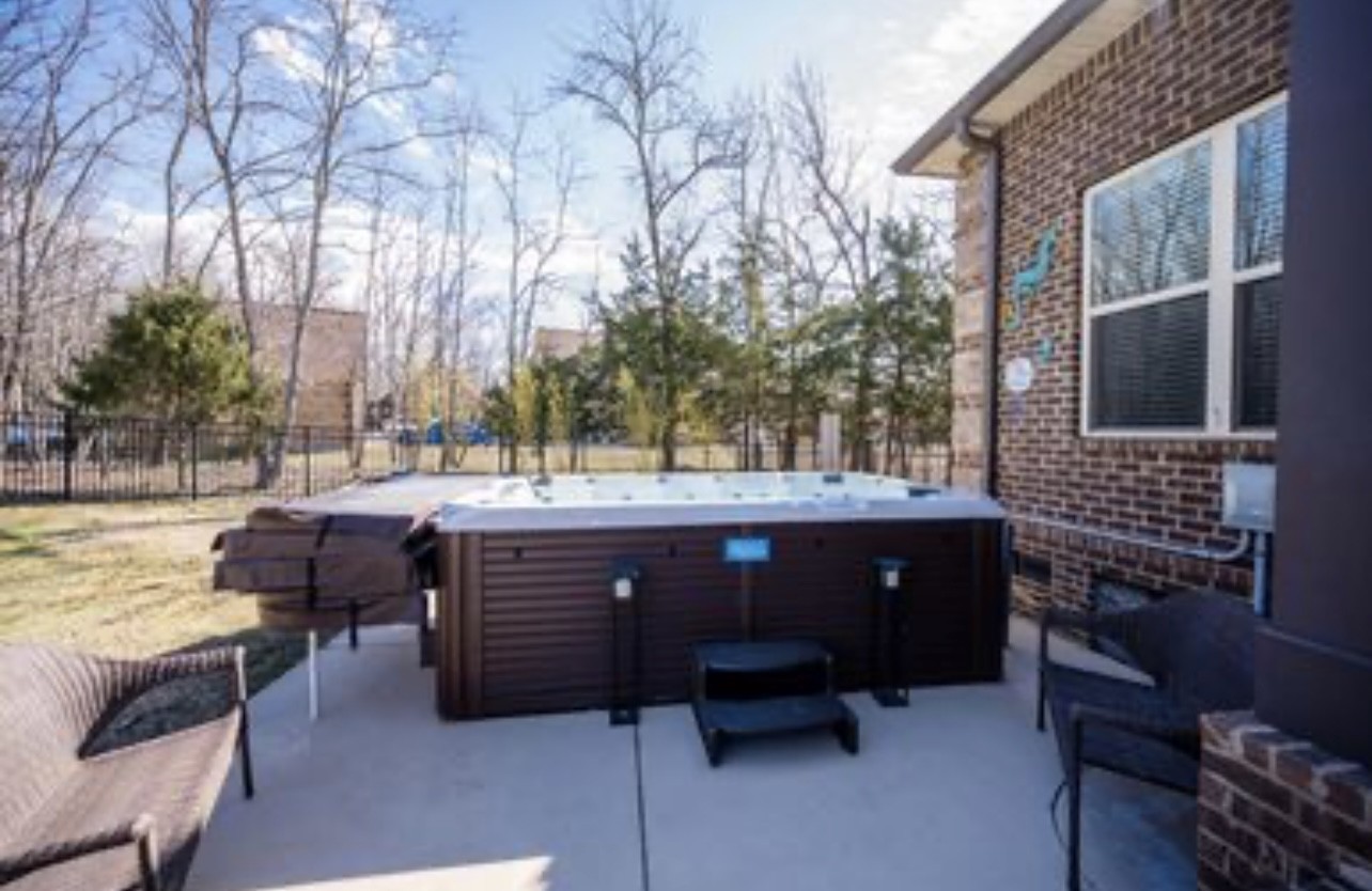 5422 Stonewood Dr