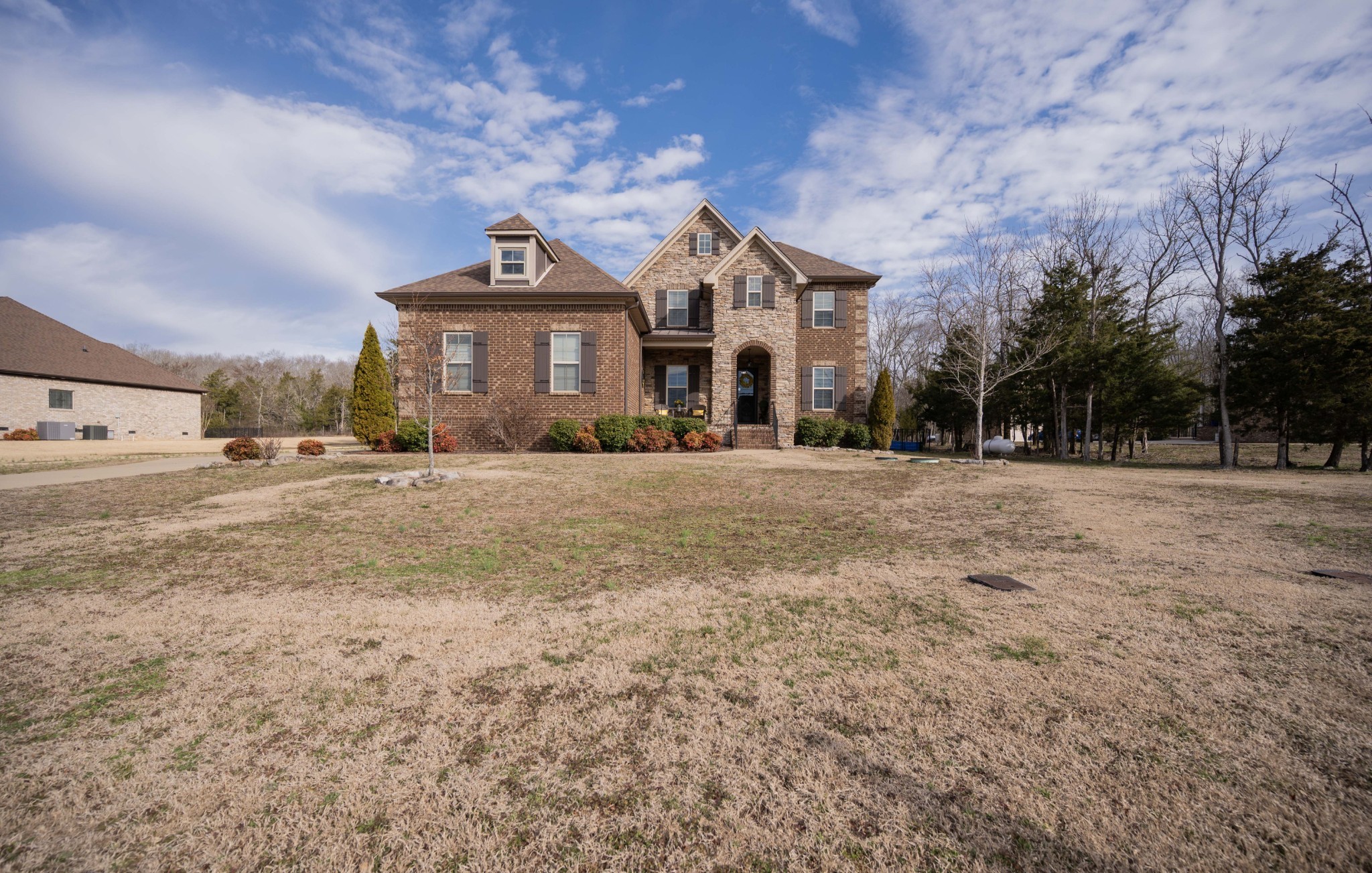 5422 Stonewood Dr