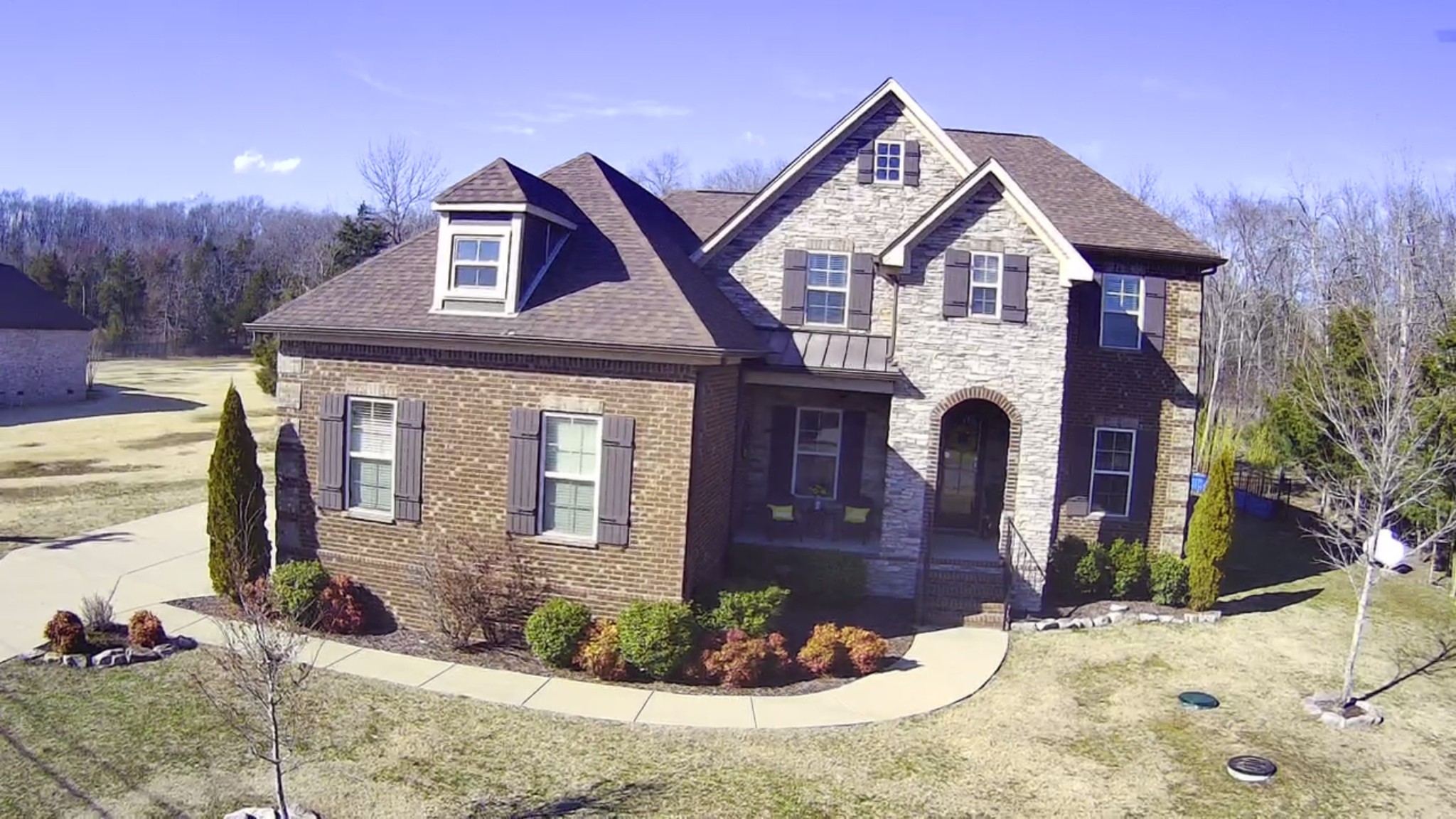 5422 Stonewood Dr