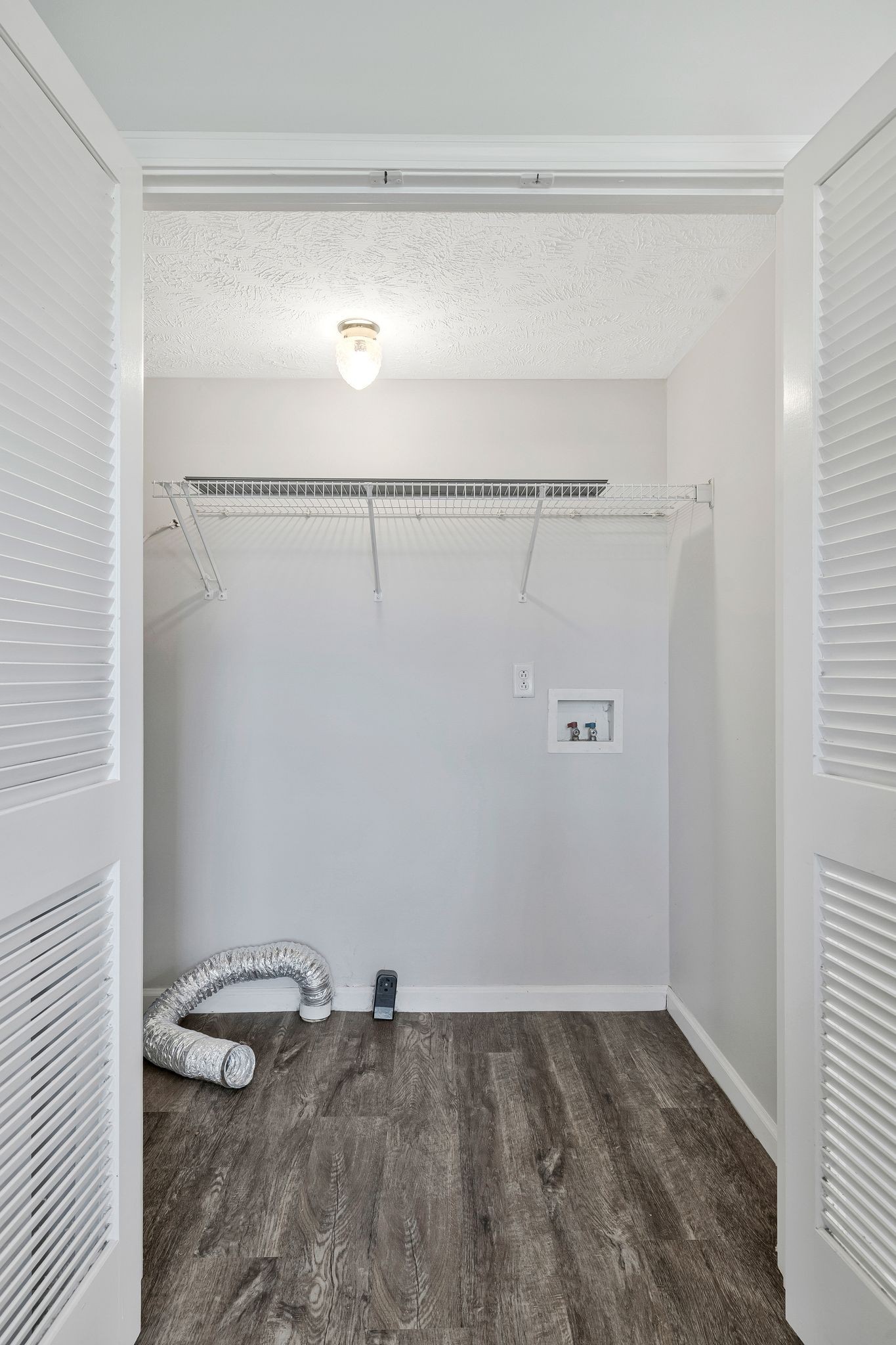 1503 Center Pointe Dr