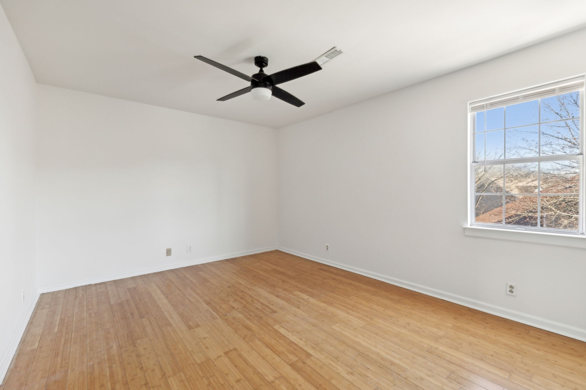 217 Walton Ferry Rd Unit: 108