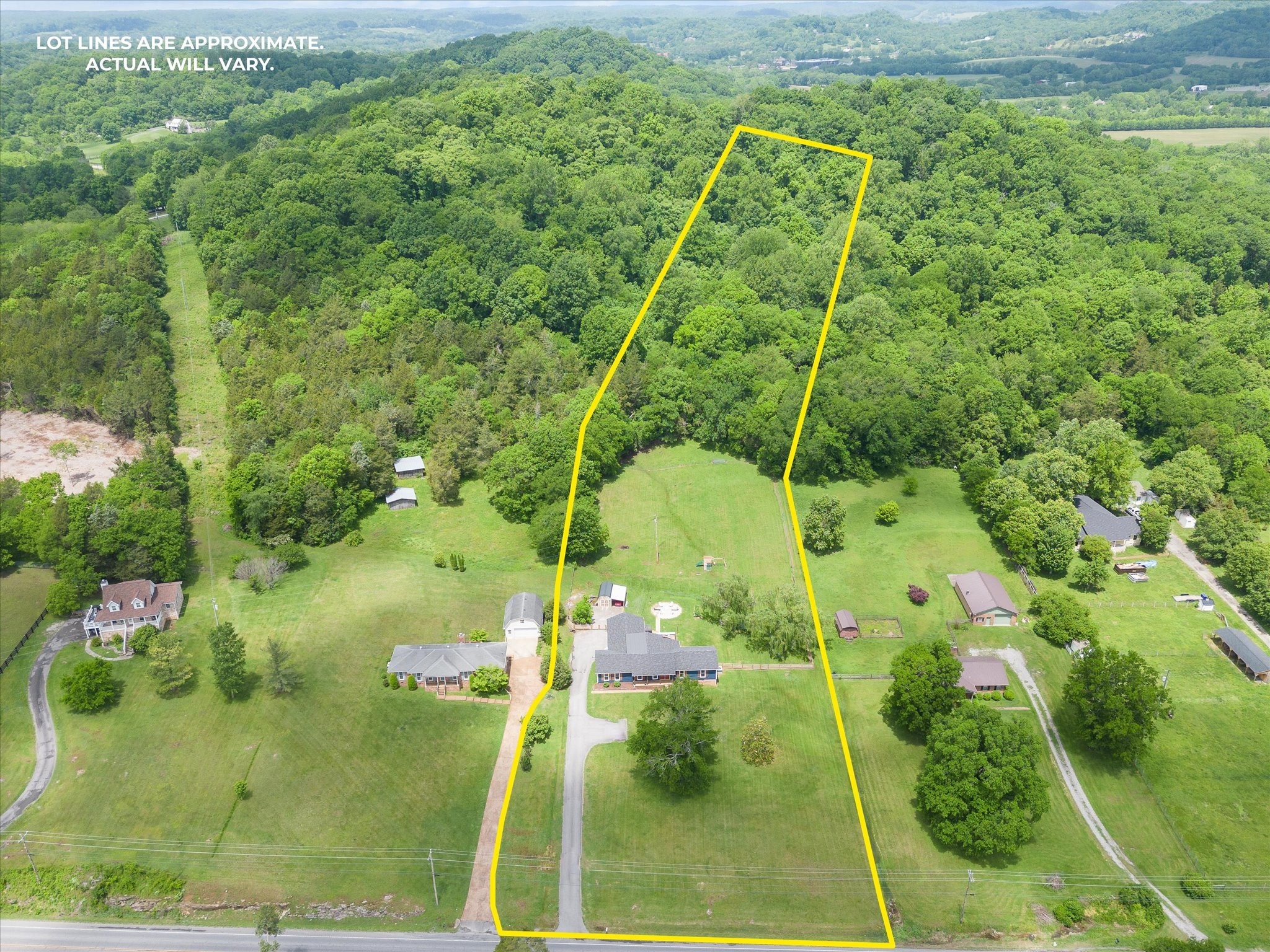 3055 Carters Creek Pike