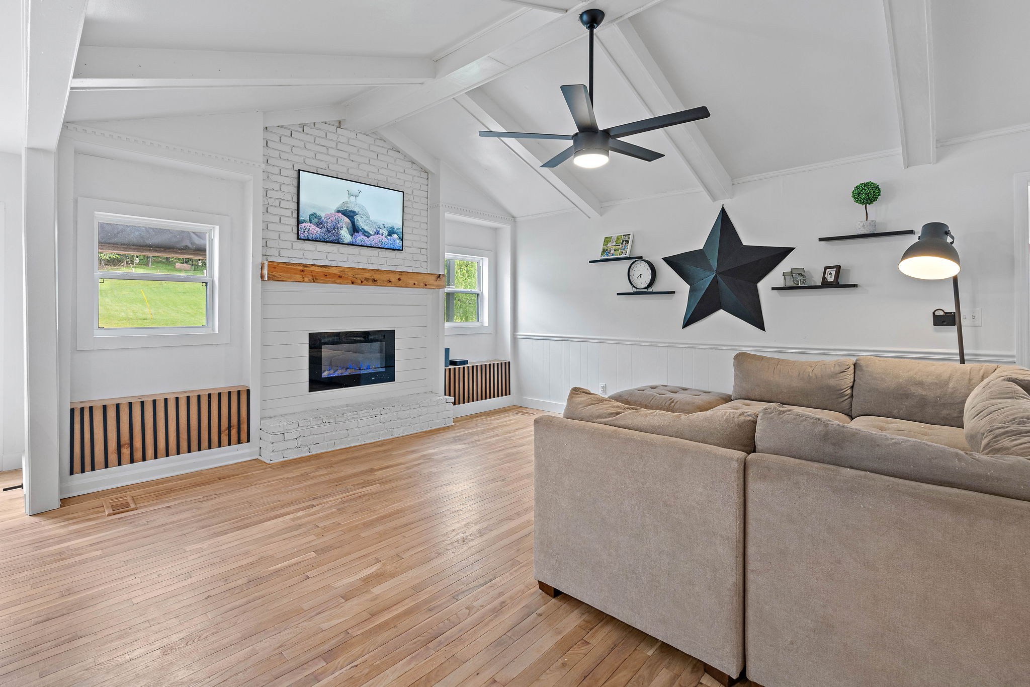 3055 Carters Creek Pike