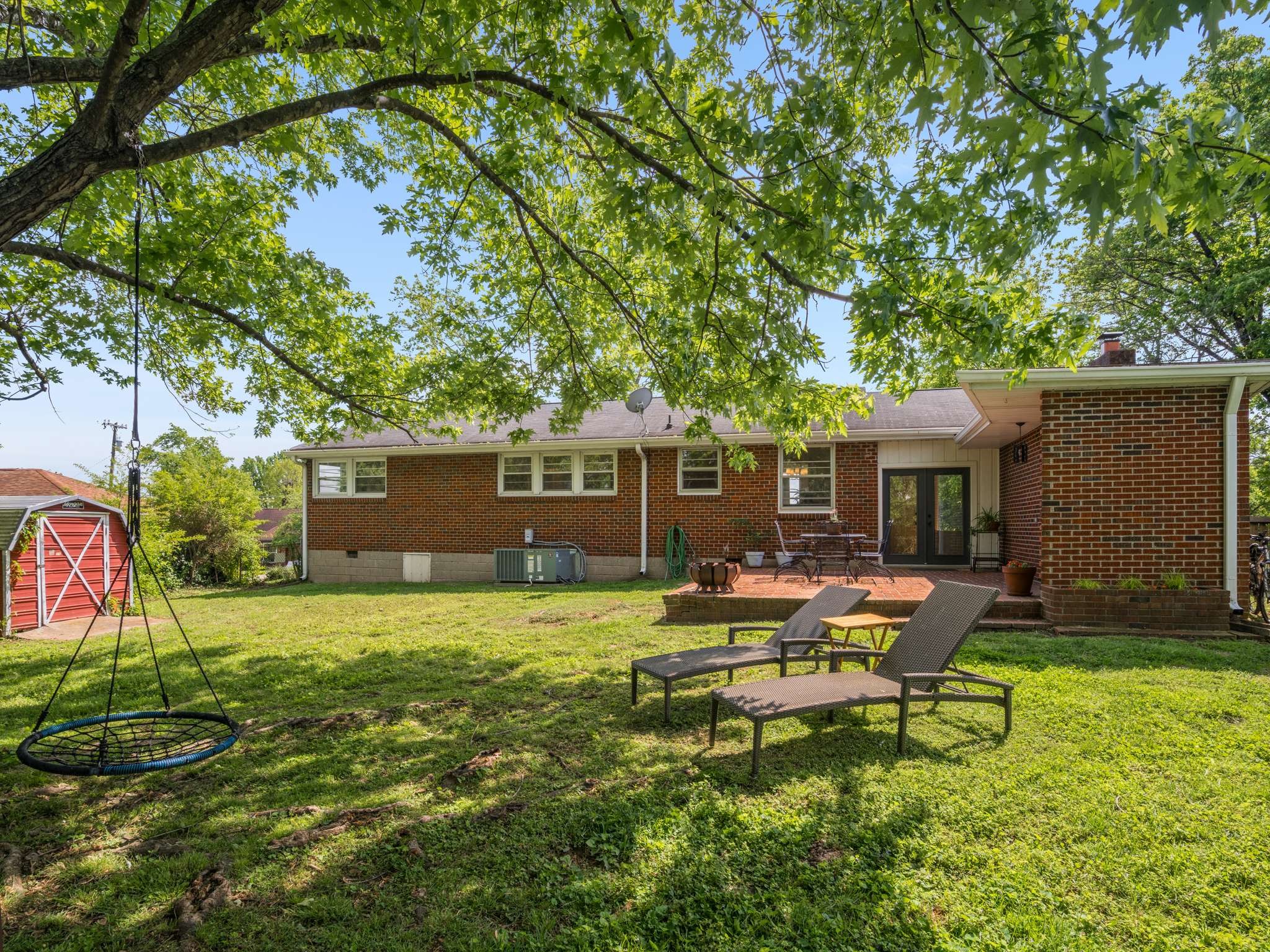 805 Potter Ln