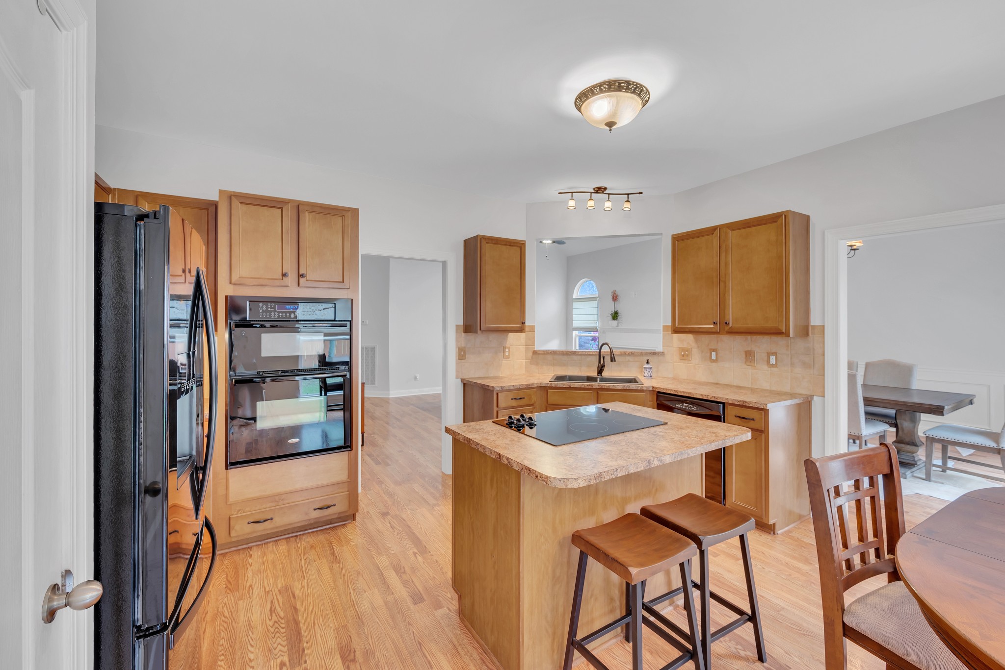 7204 Riverfront Dr