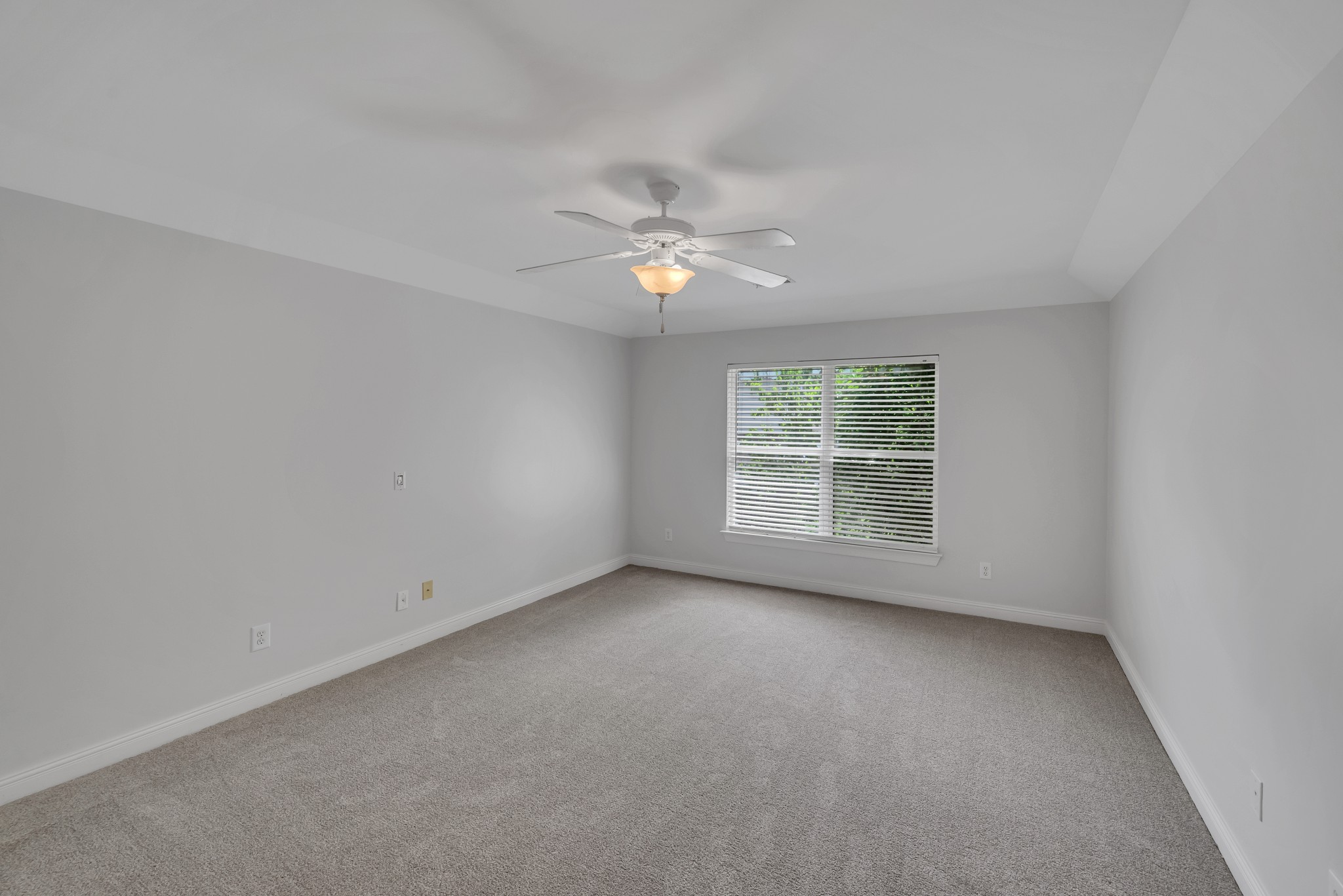7204 Riverfront Dr