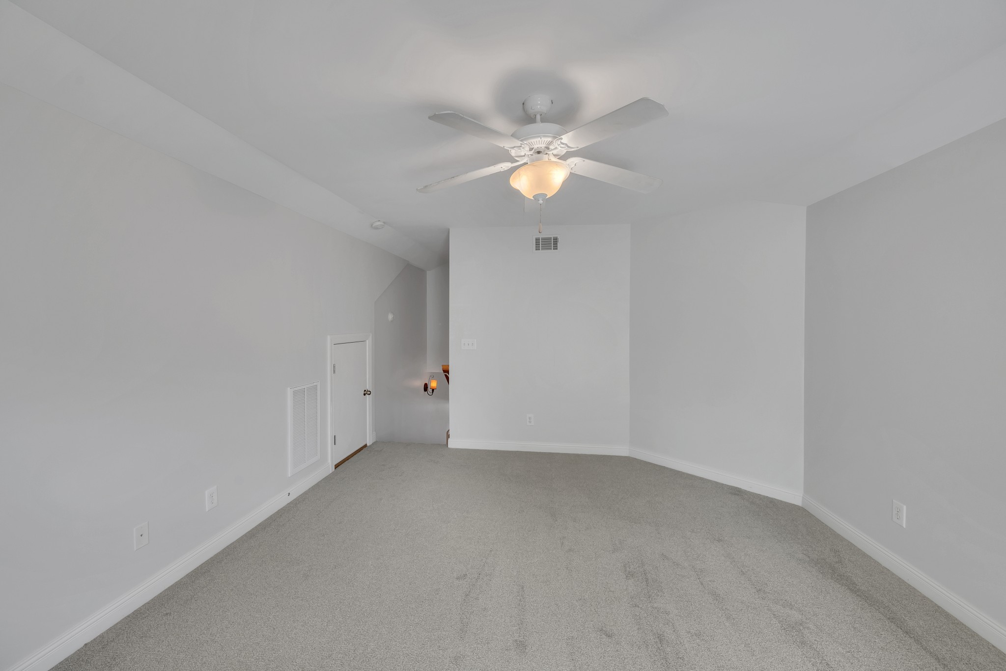 7204 Riverfront Dr