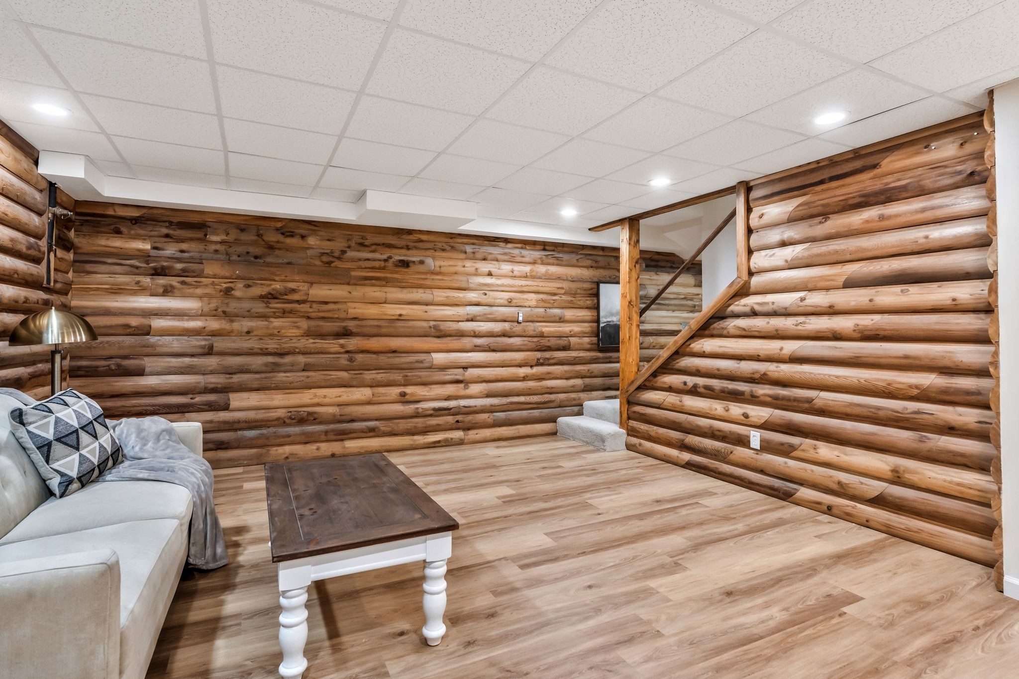 1780 Warren Hollow Rd