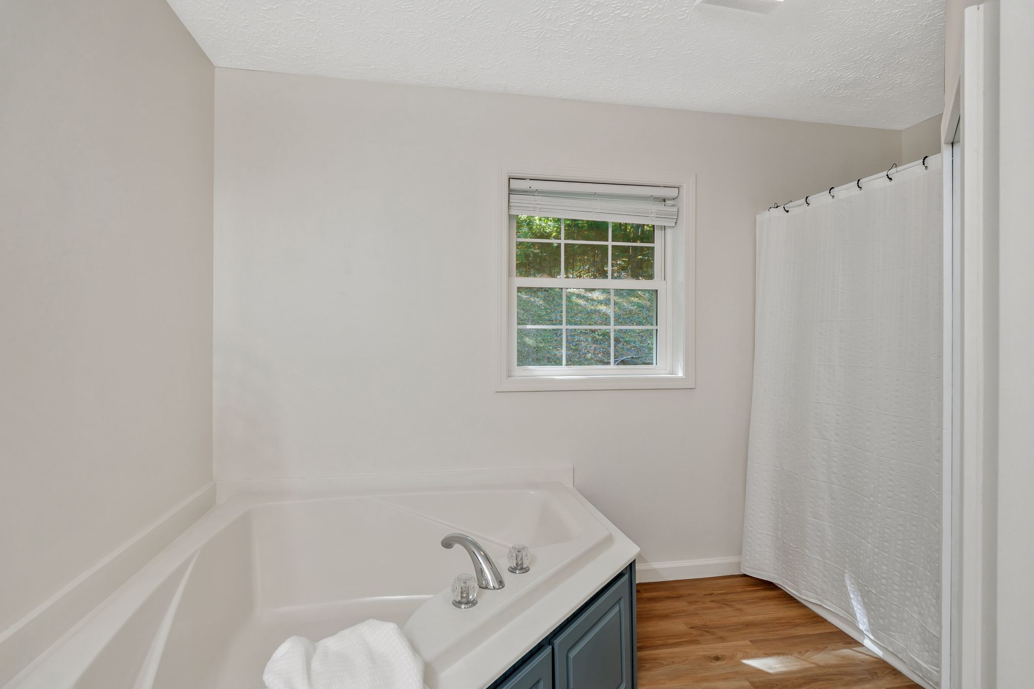 1780 Warren Hollow Rd