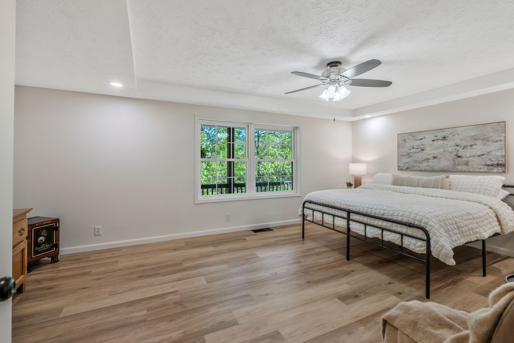 1780 Warren Hollow Rd