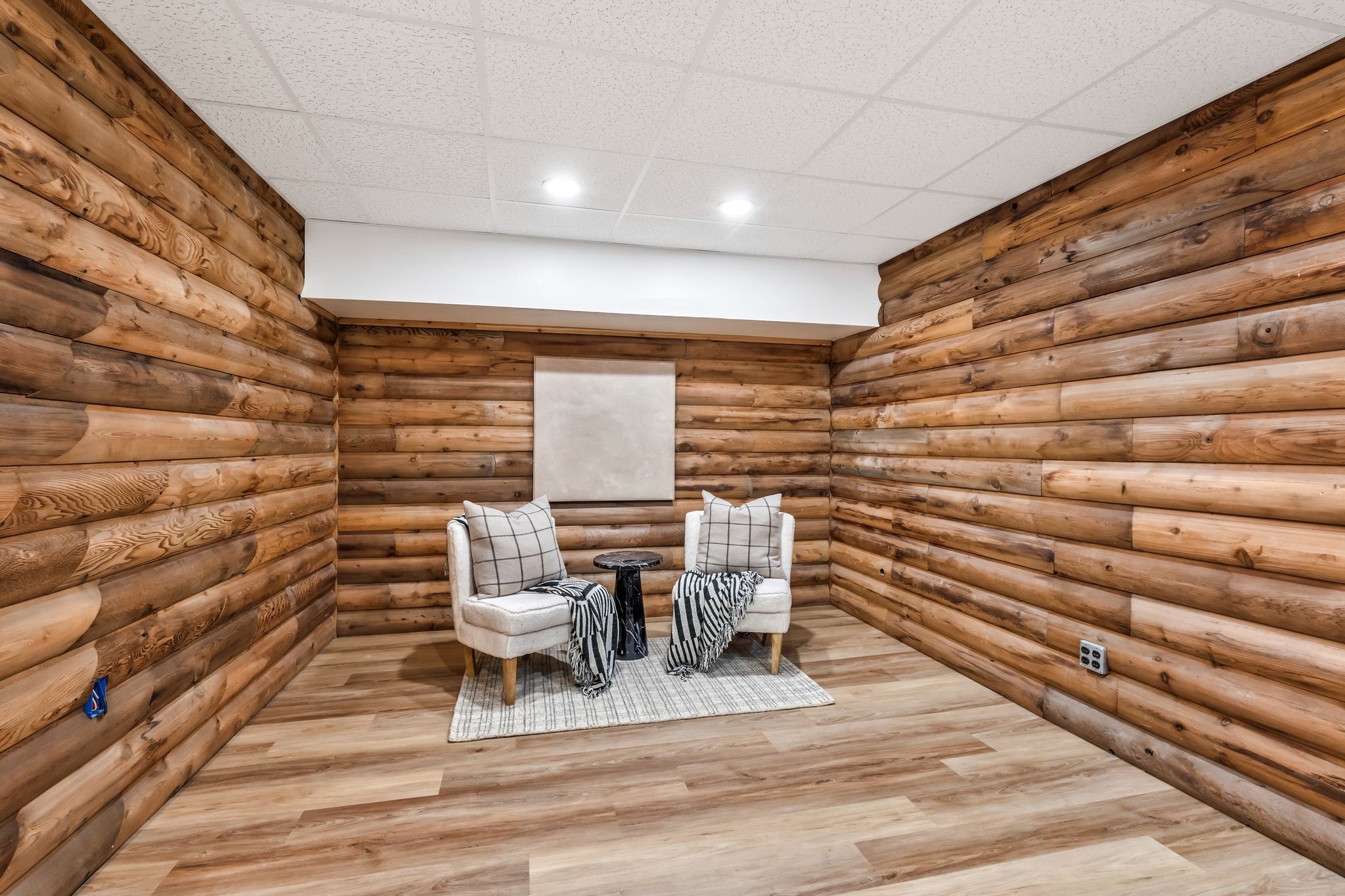 1780 Warren Hollow Rd