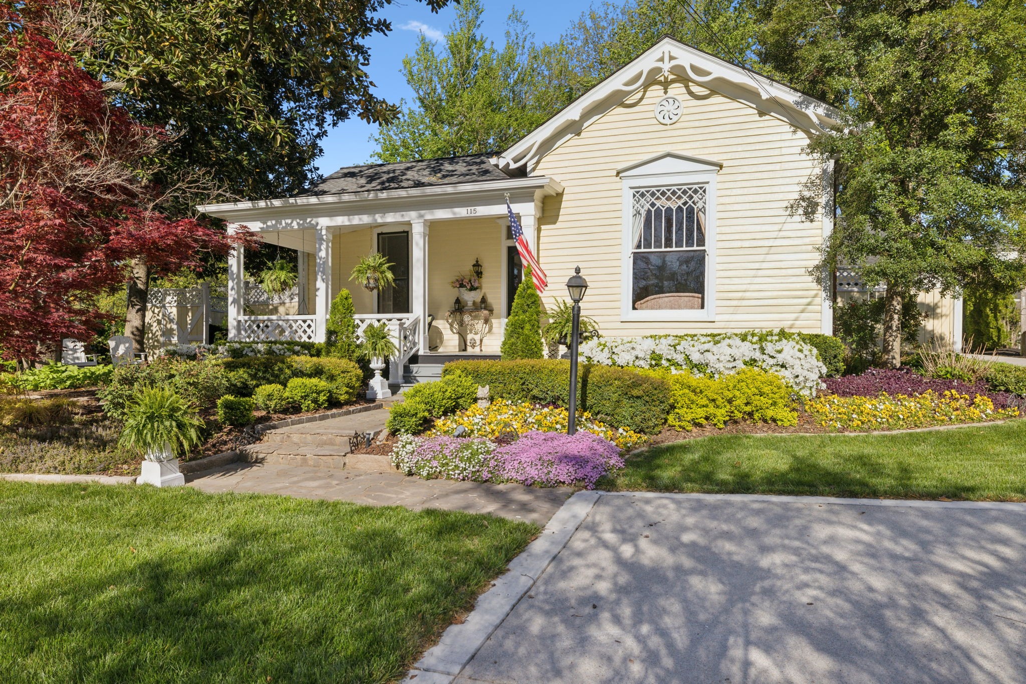 115 Lewisburg Ave