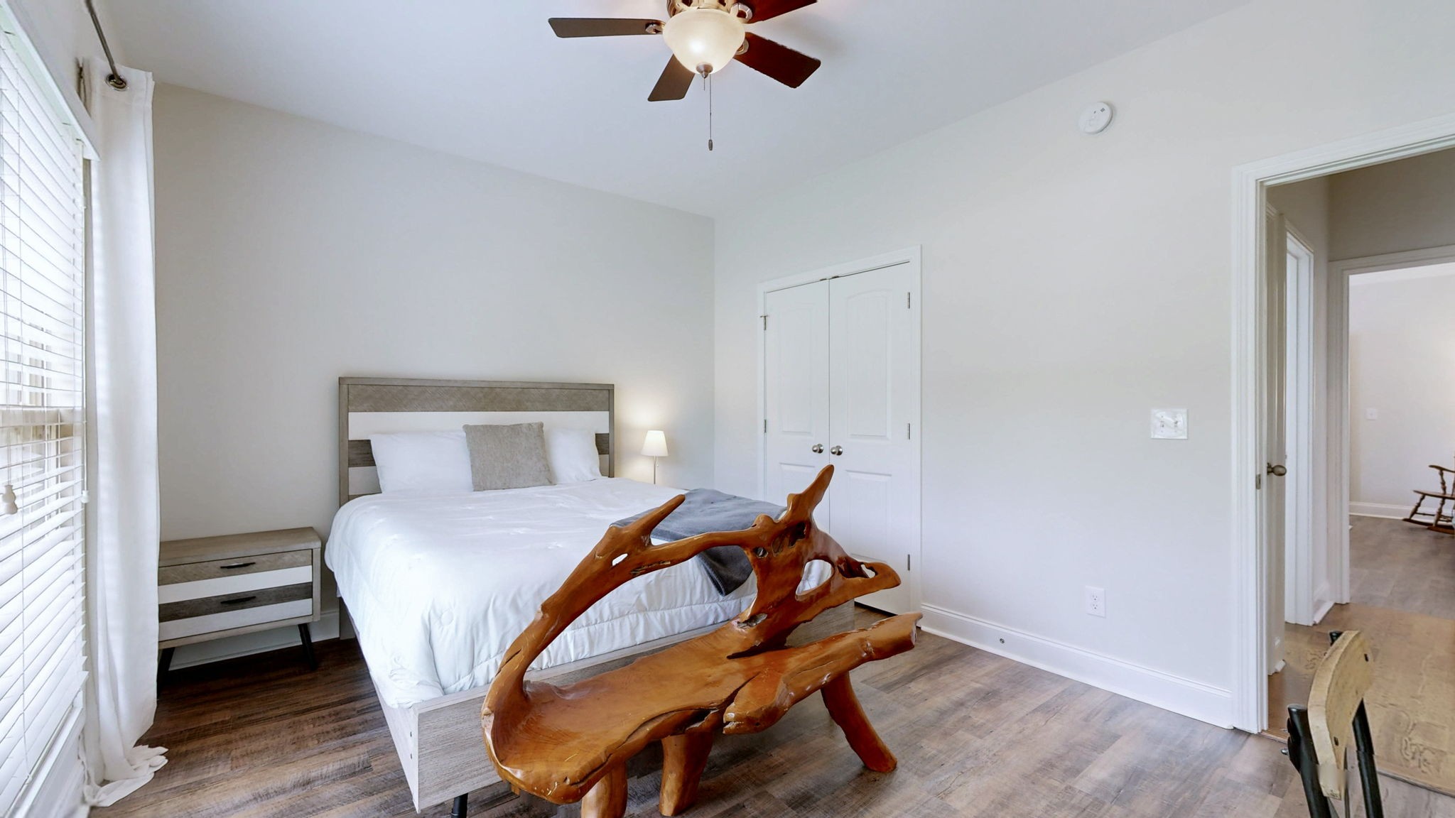 804 Twin View Dr