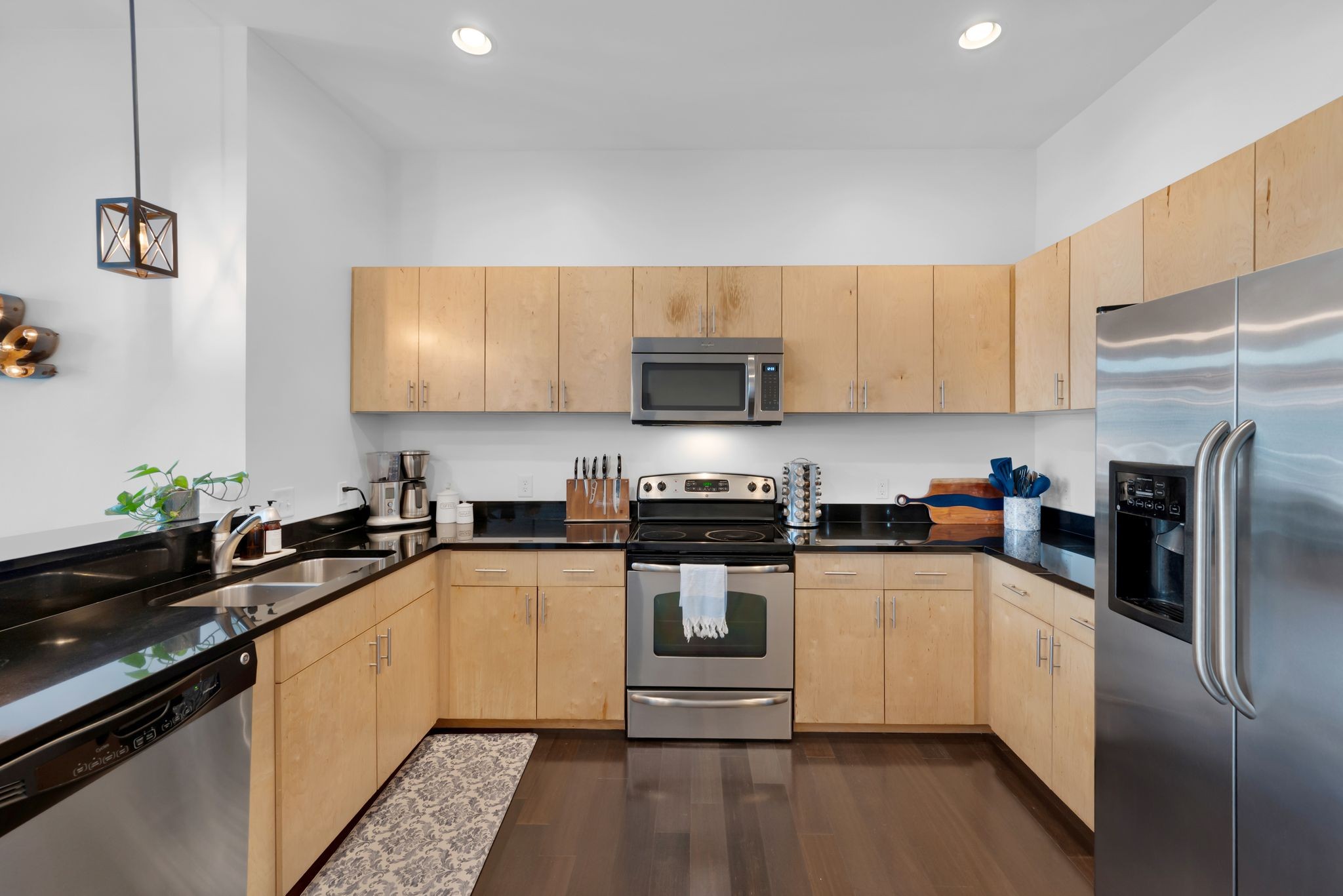 2201 8th Ave Unit: 108