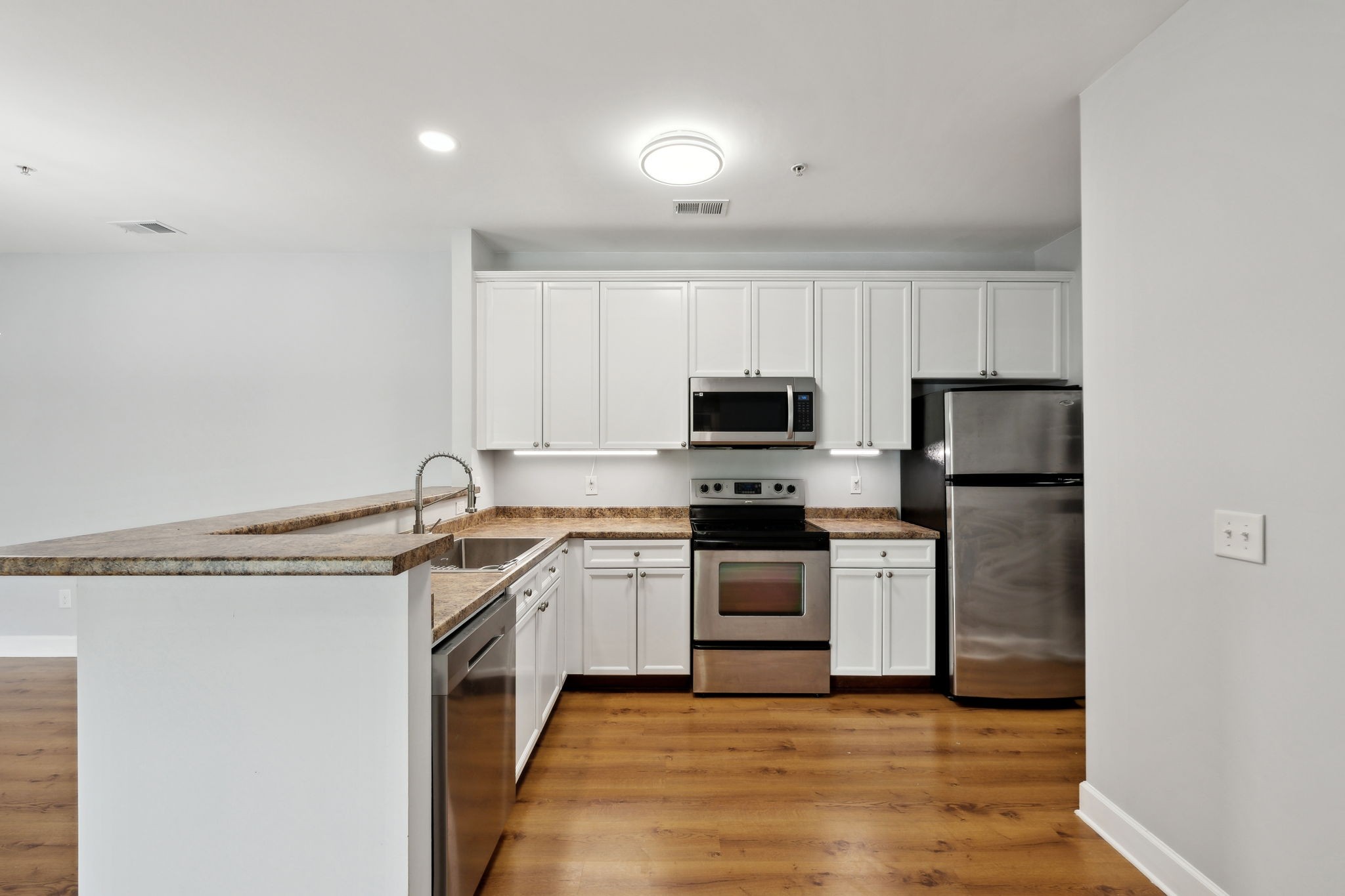 8231 Lenox Creekside Dr Unit: C7