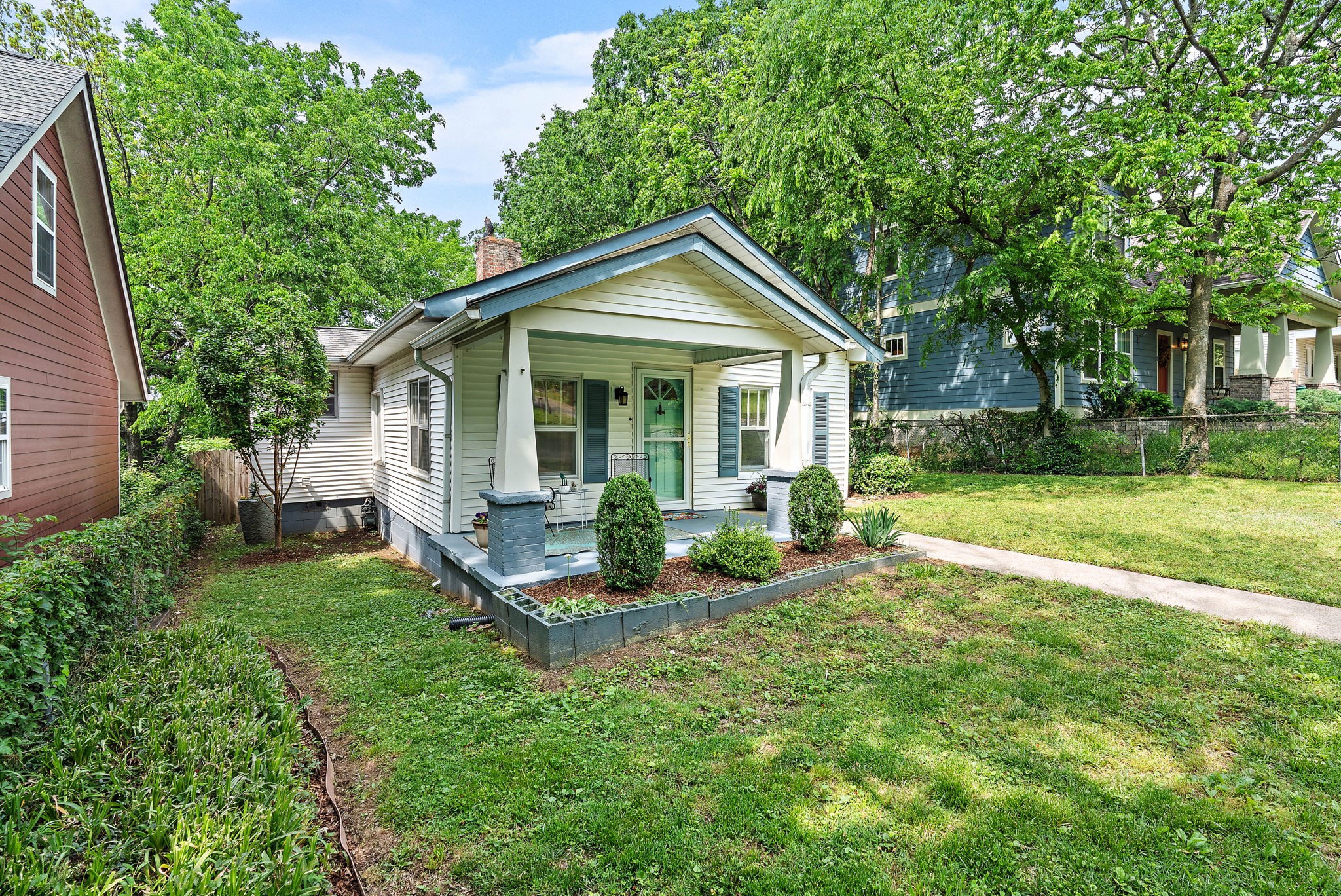 4008 Dakota Ave