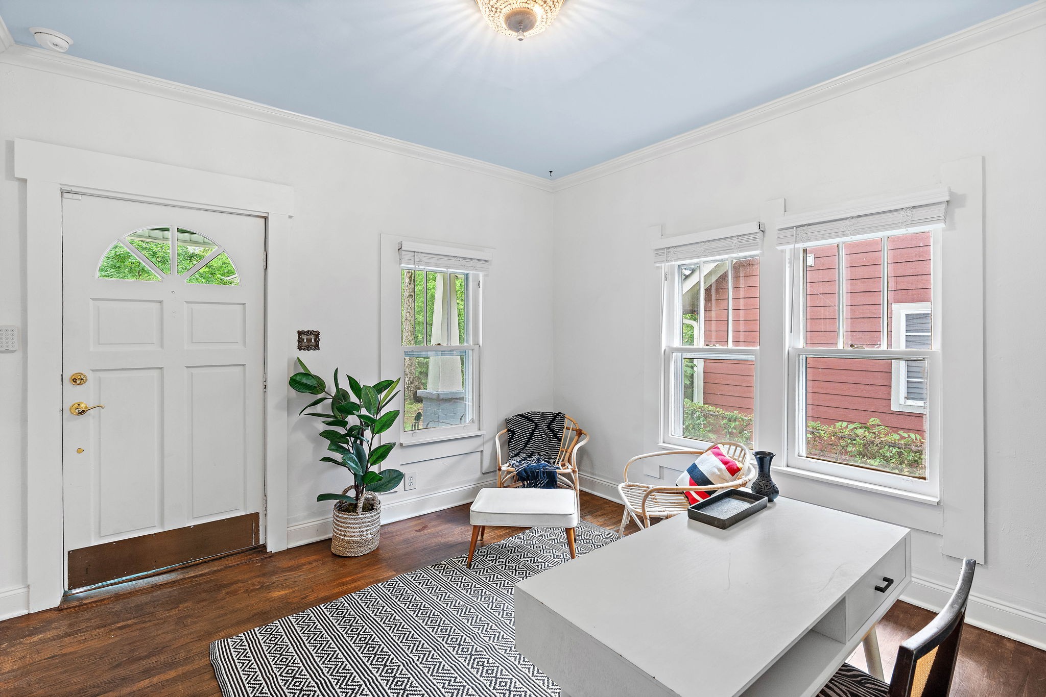 4008 Dakota Ave