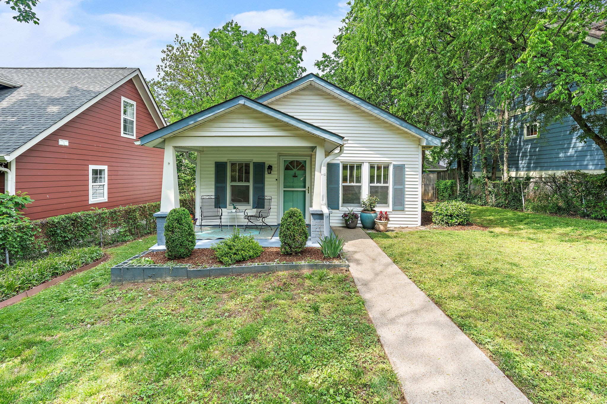 4008 Dakota Ave