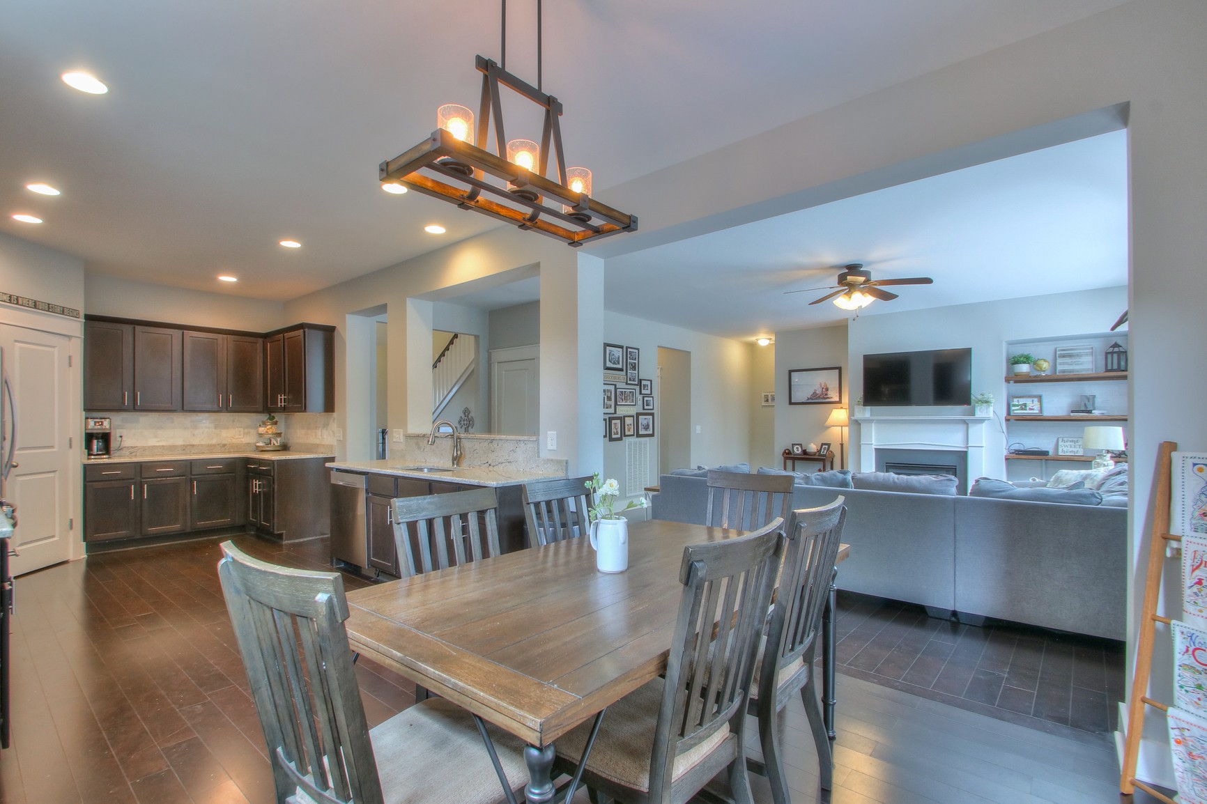 1113 Camden Cir
