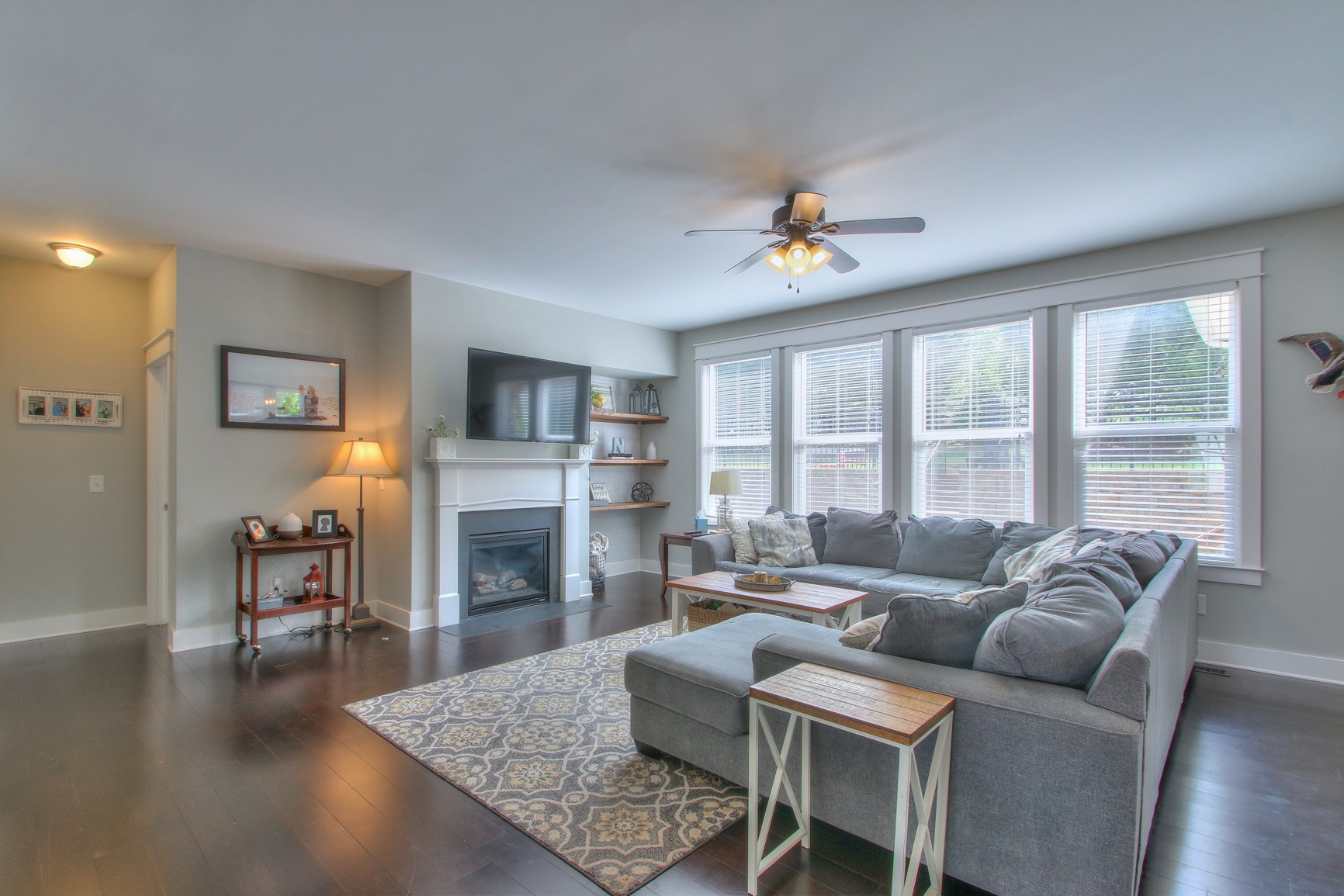 1113 Camden Cir