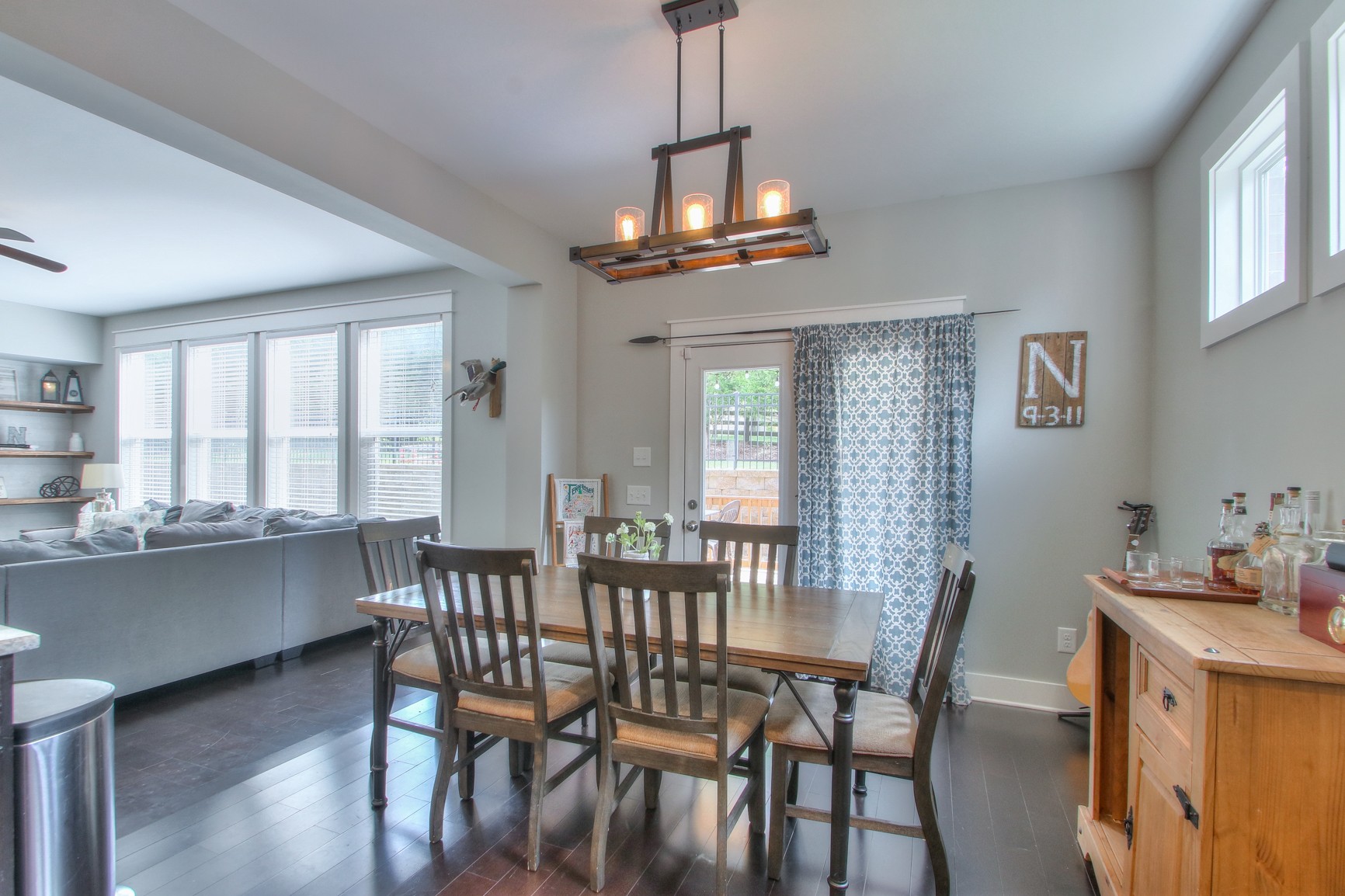 1113 Camden Cir