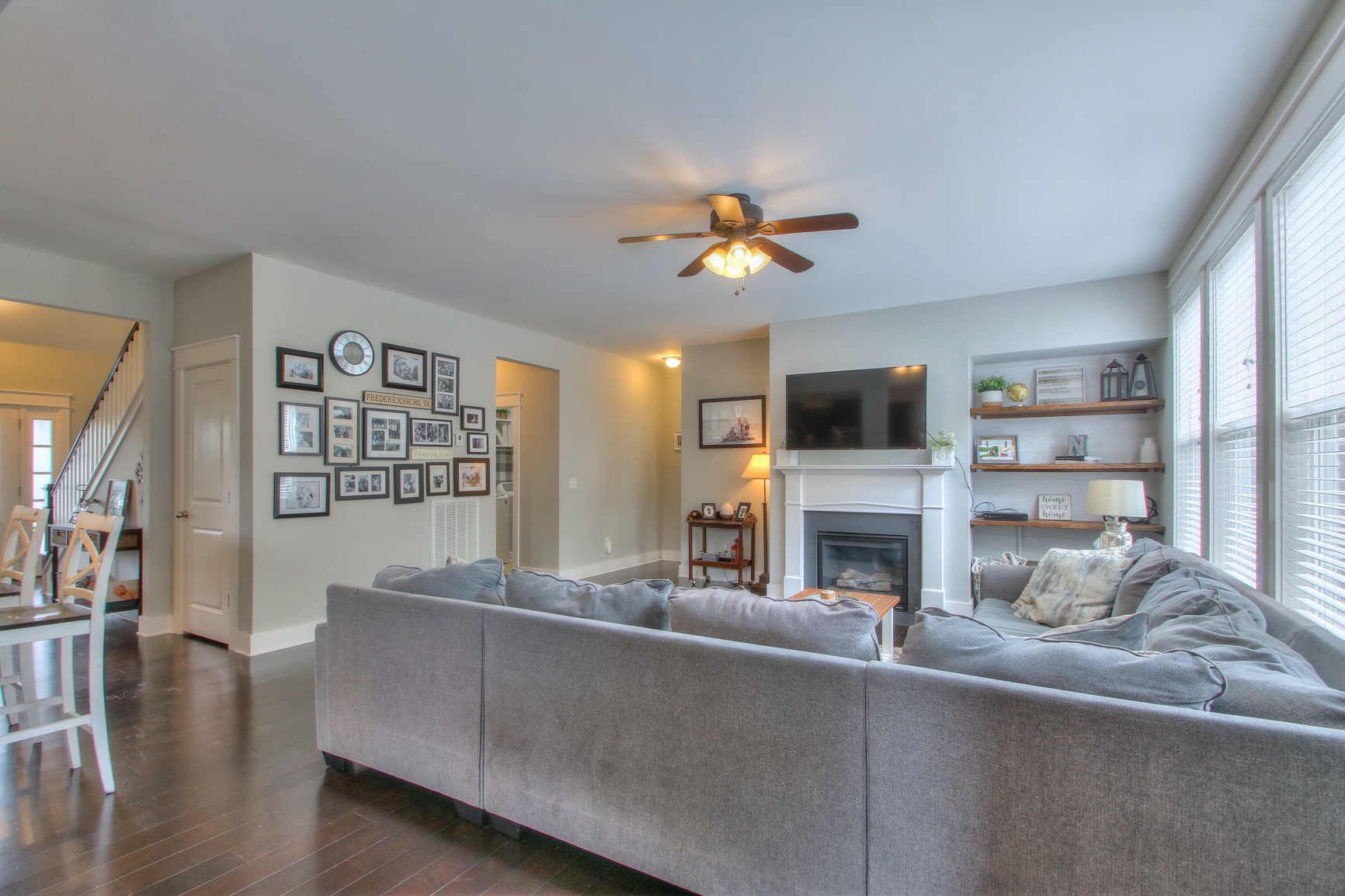 1113 Camden Cir