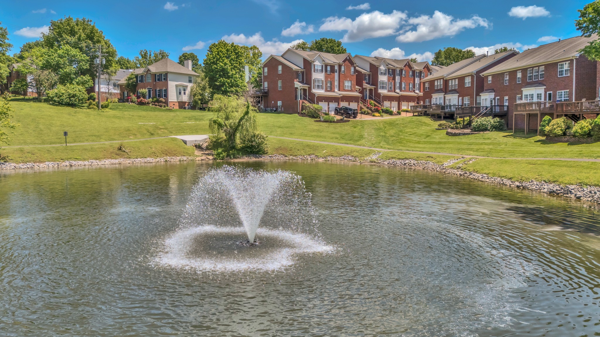 1206 Forest Lake Ct