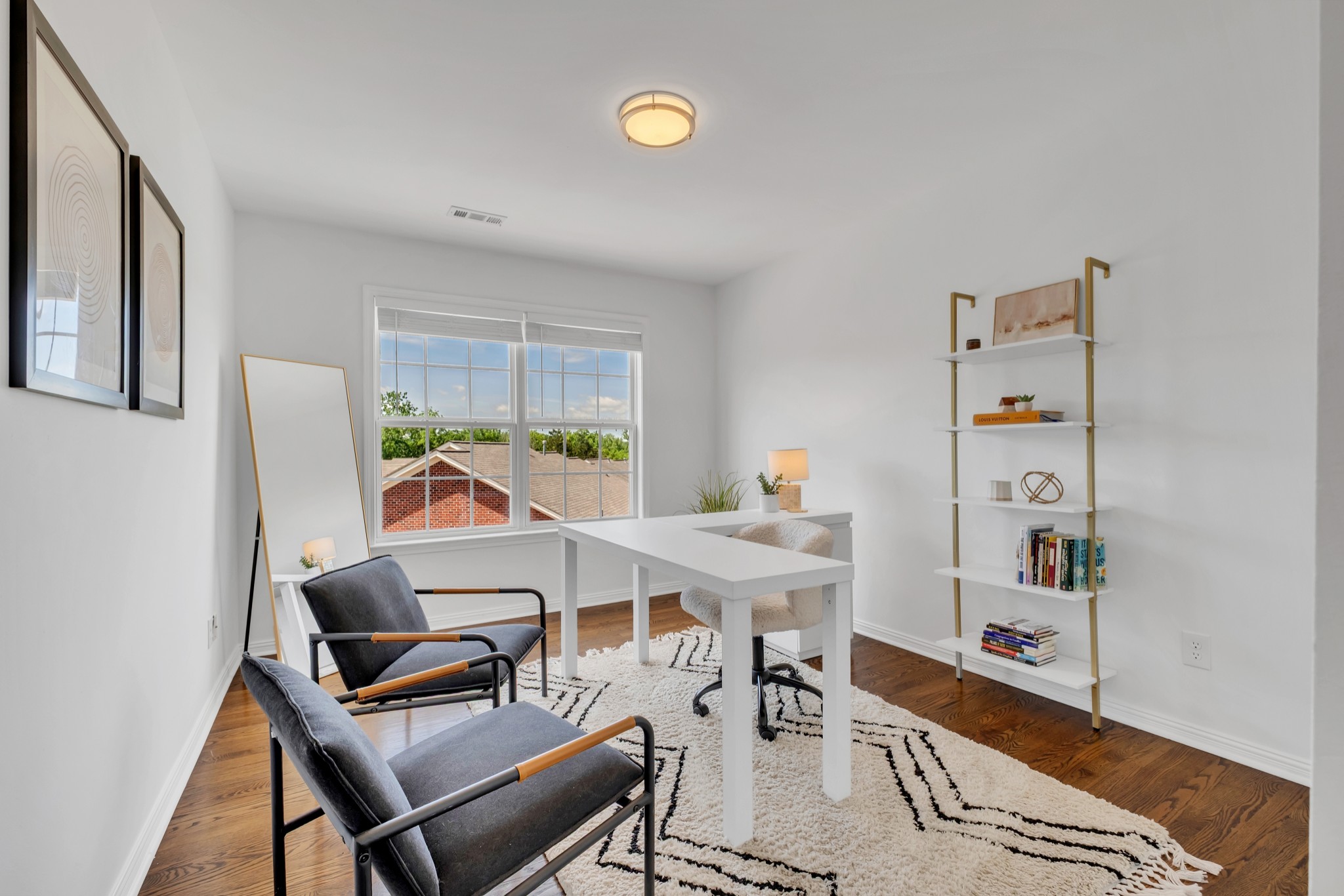 1206 Forest Lake Ct