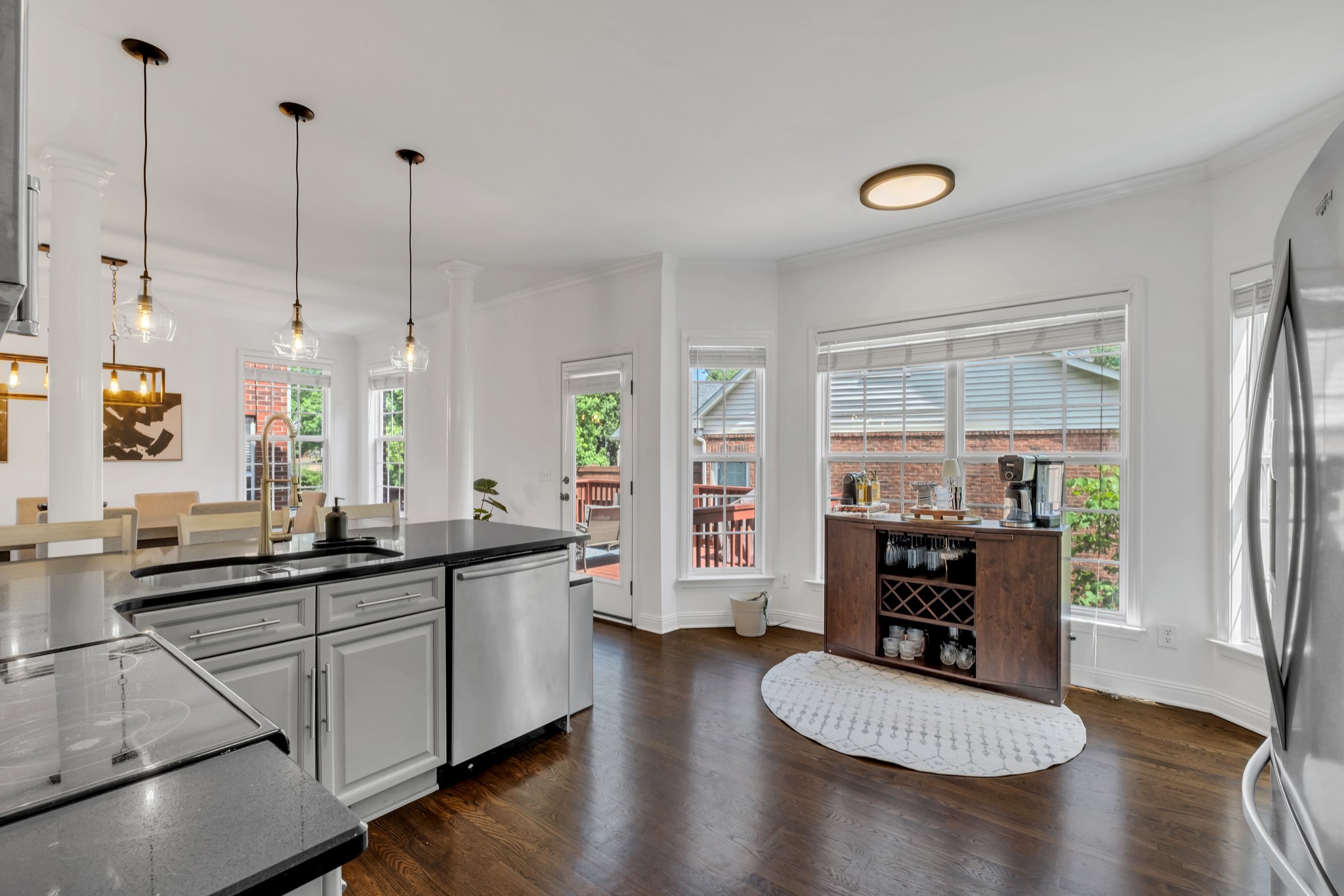 1206 Forest Lake Ct