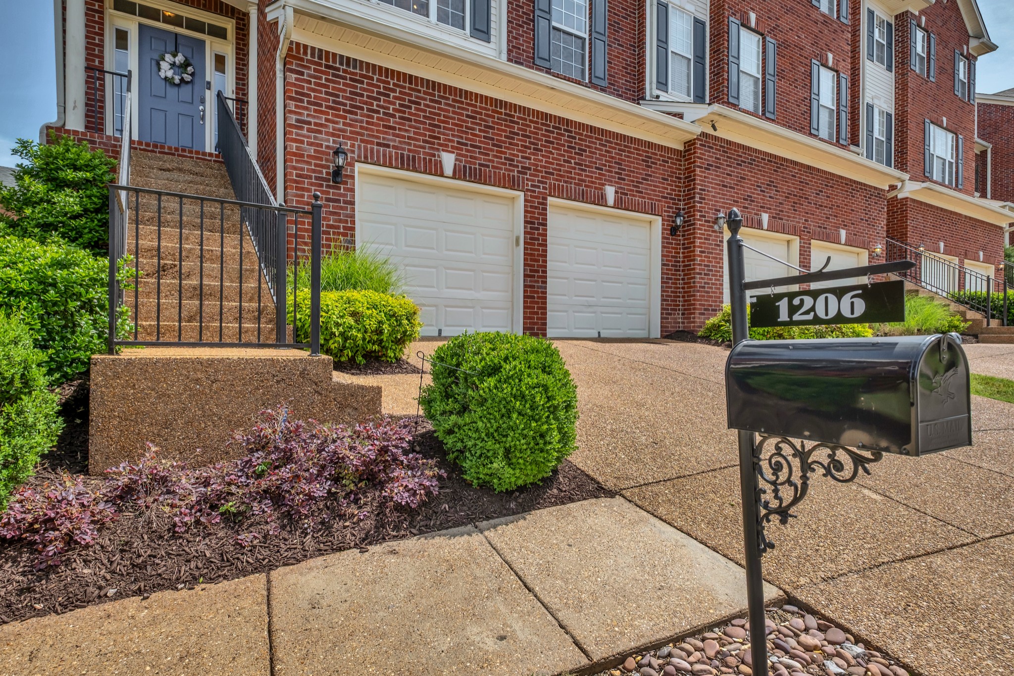 1206 Forest Lake Ct