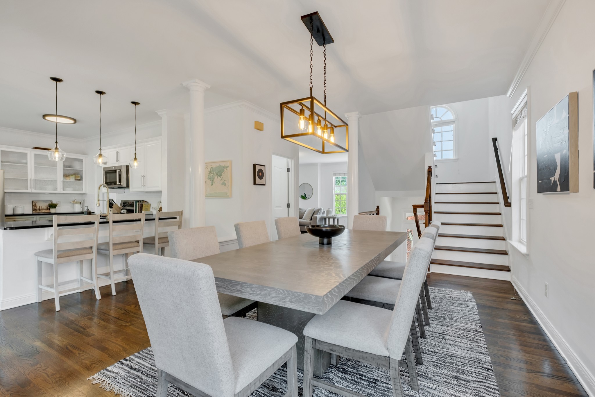 1206 Forest Lake Ct