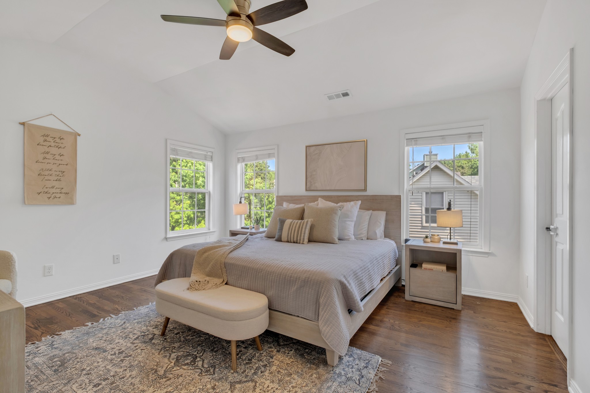 1206 Forest Lake Ct