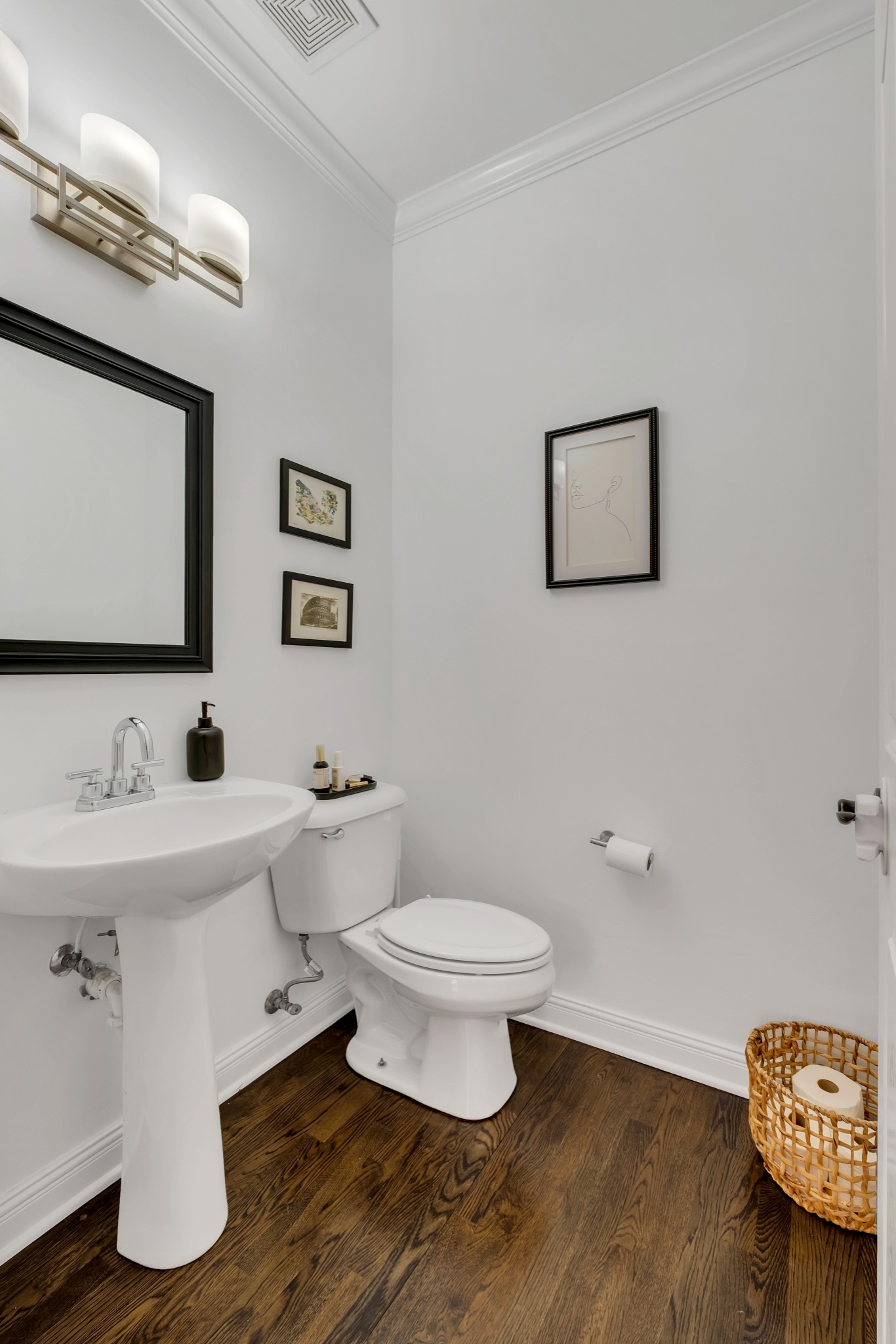 1206 Forest Lake Ct