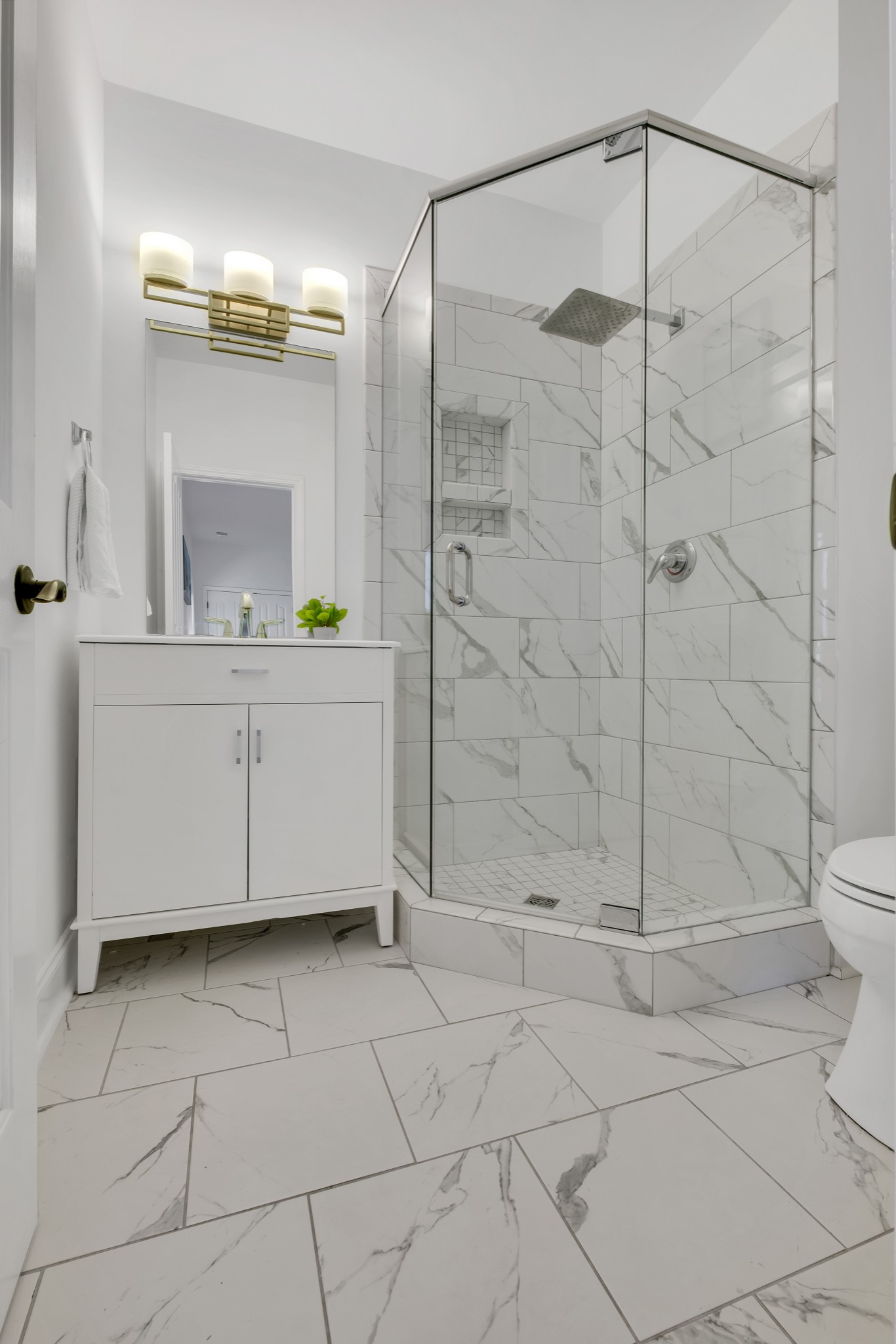 1206 Forest Lake Ct