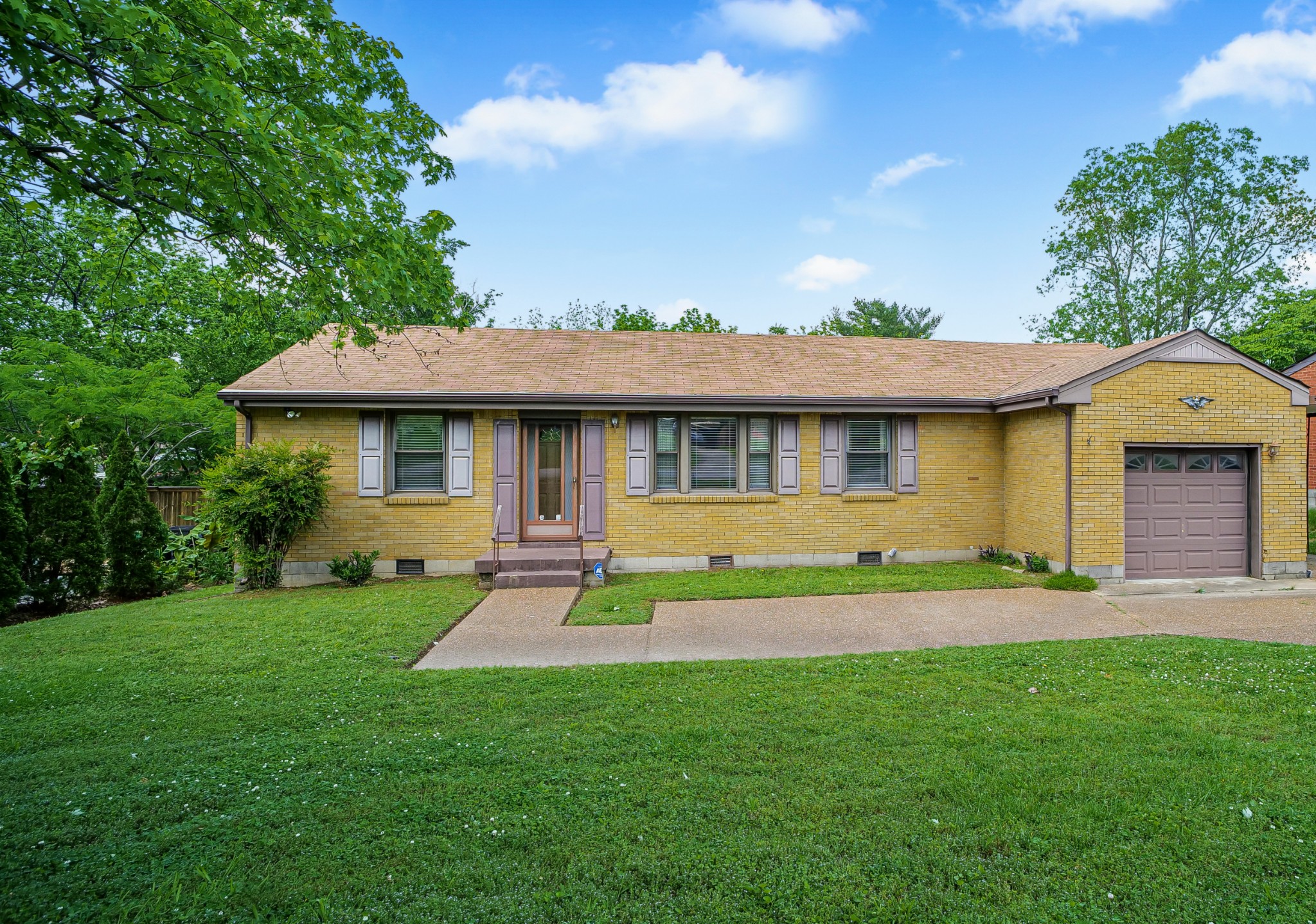 386 Brewer Dr