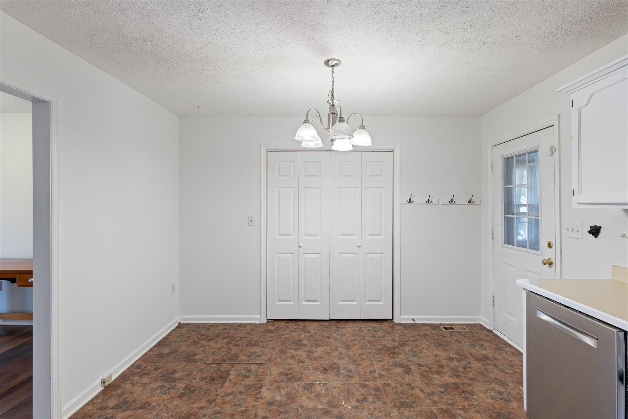 2706 Zakary Ct